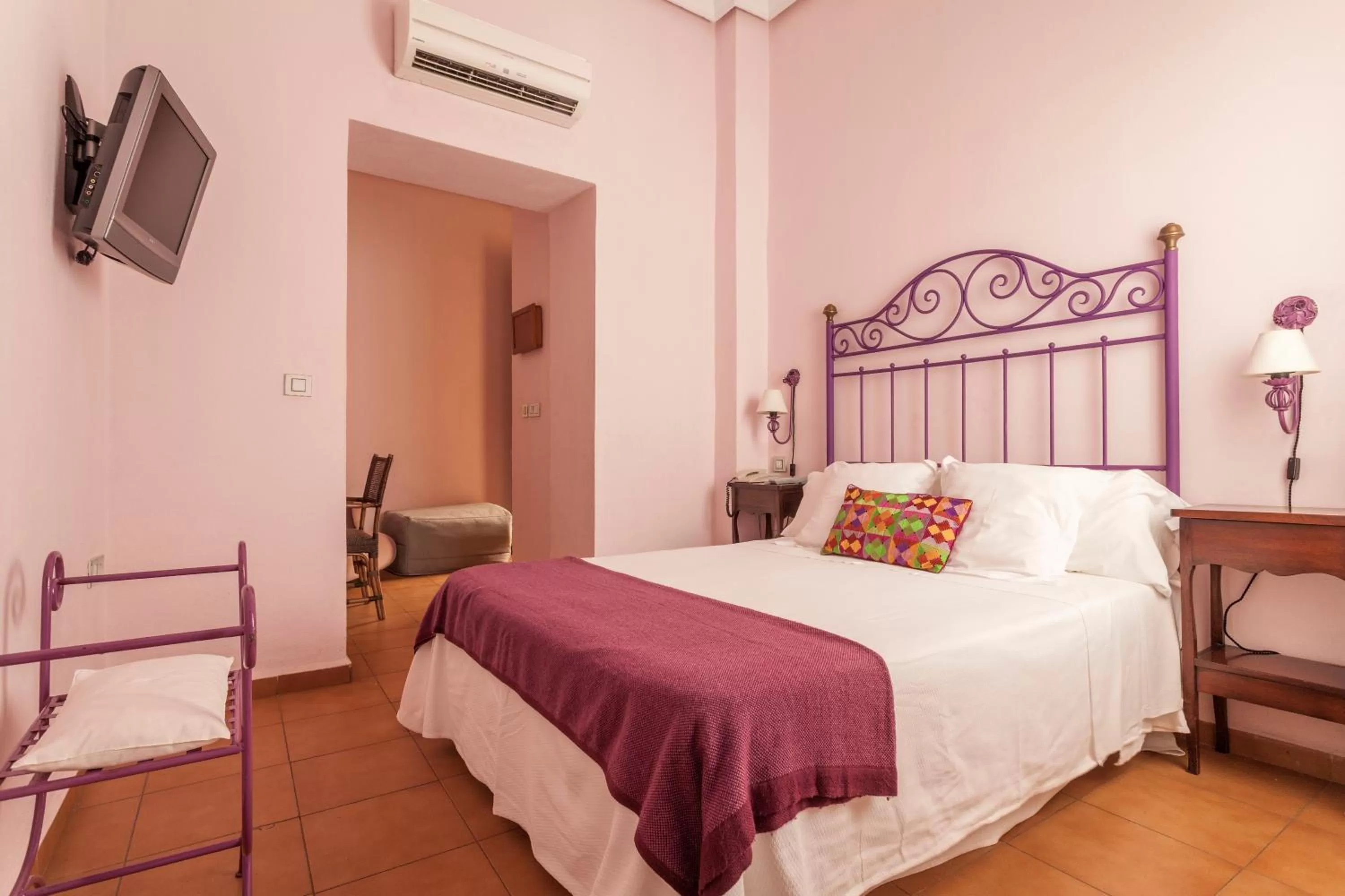 Bedroom, Bed in La Casa del Maestro Boutique