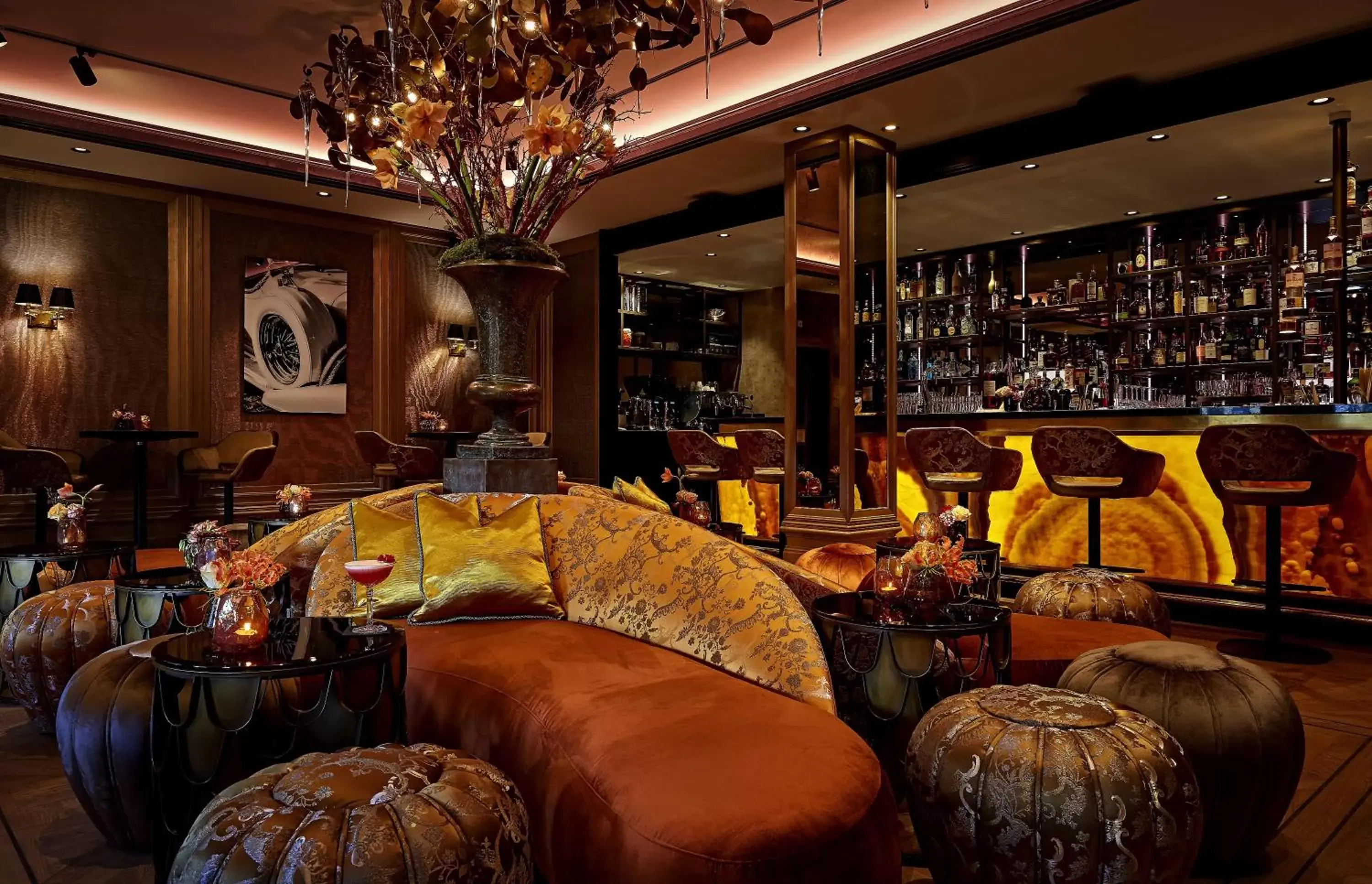 Lounge/Bar in Hotel TwentySeven - Small Luxury Hotels of the World