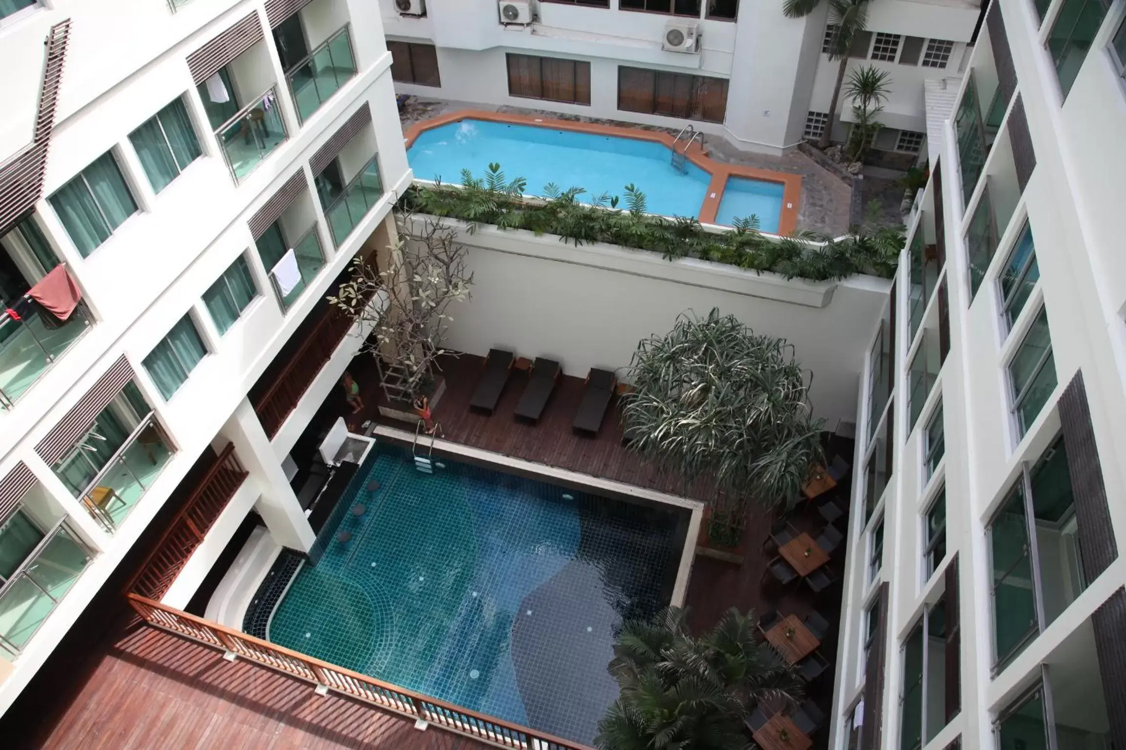 Swimming pool in Sunshine Hotel & Residences Swimming pool in Sunshine Hotel & Residences