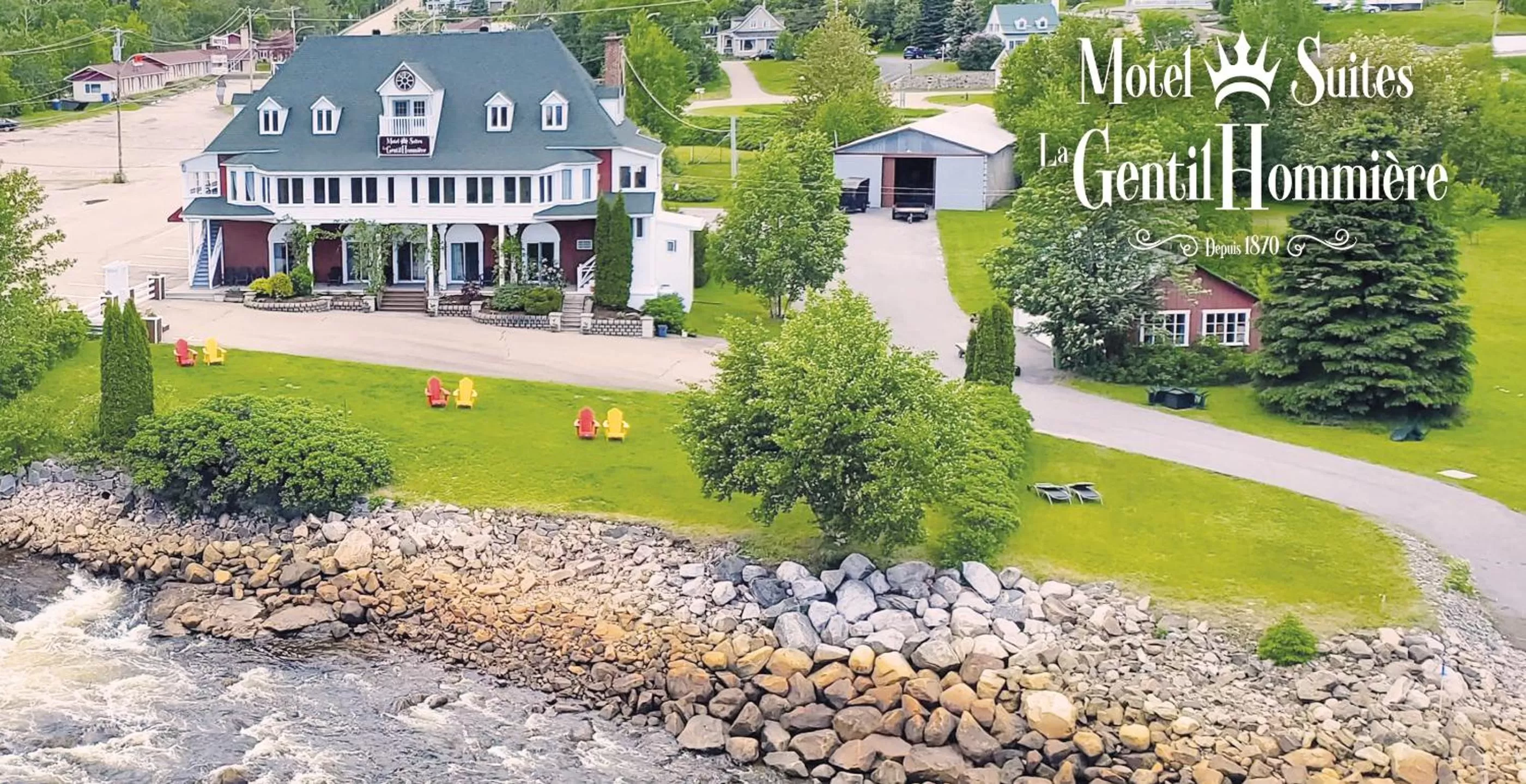 Property Building in La Gentilhommière Motel et Suites B Vue sur Mer