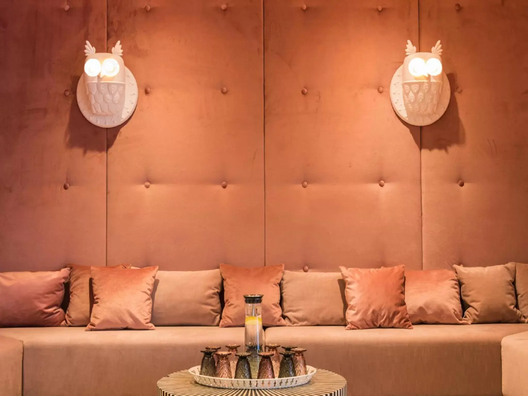 Decorative detail, Lounge/Bar in Ambassador Hotel