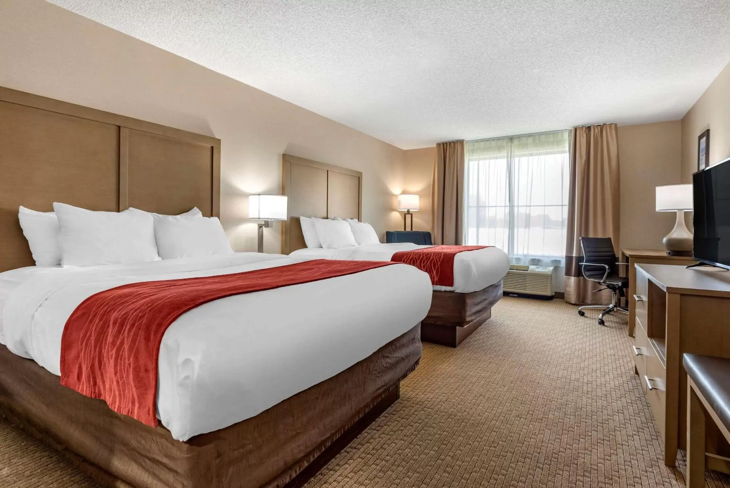 Queen Room with Two Queen Beds - Accessible/Non-Smoking  in Comfort Inn & Suites Farmington - Victor