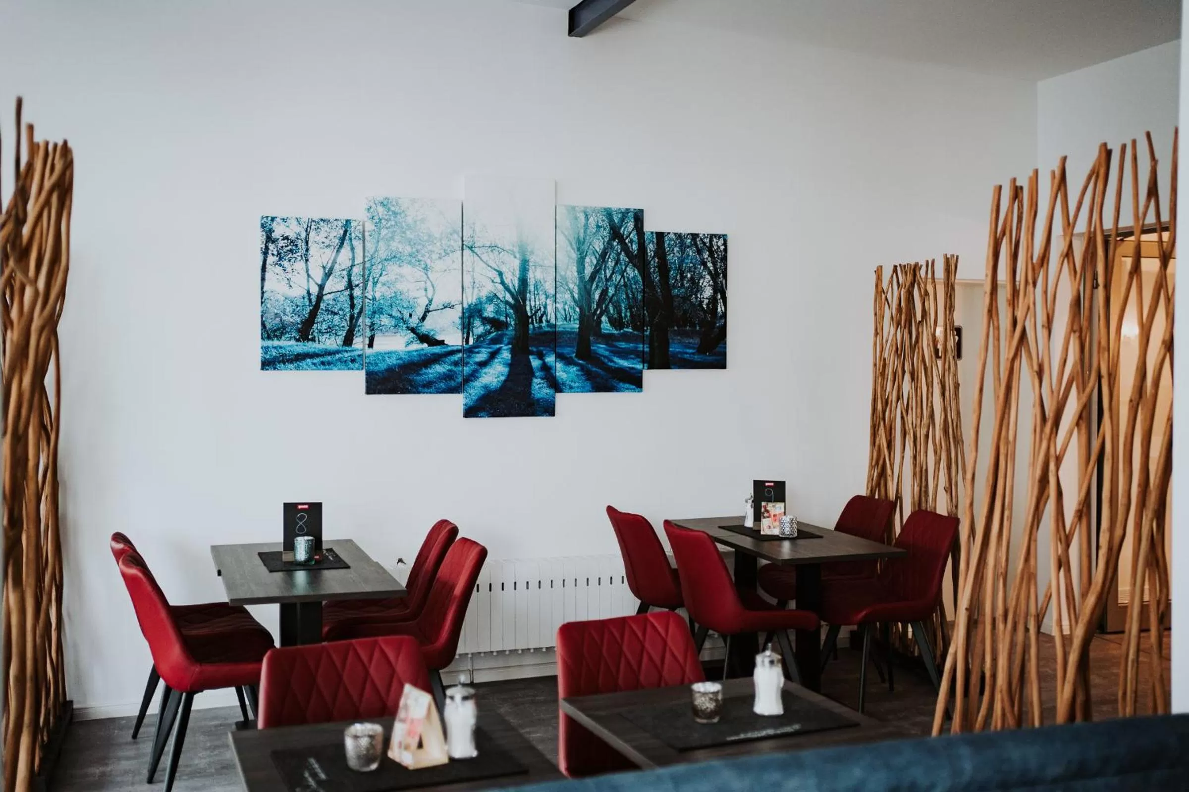 Restaurant/places to eat in RobrookS Hotel Garni