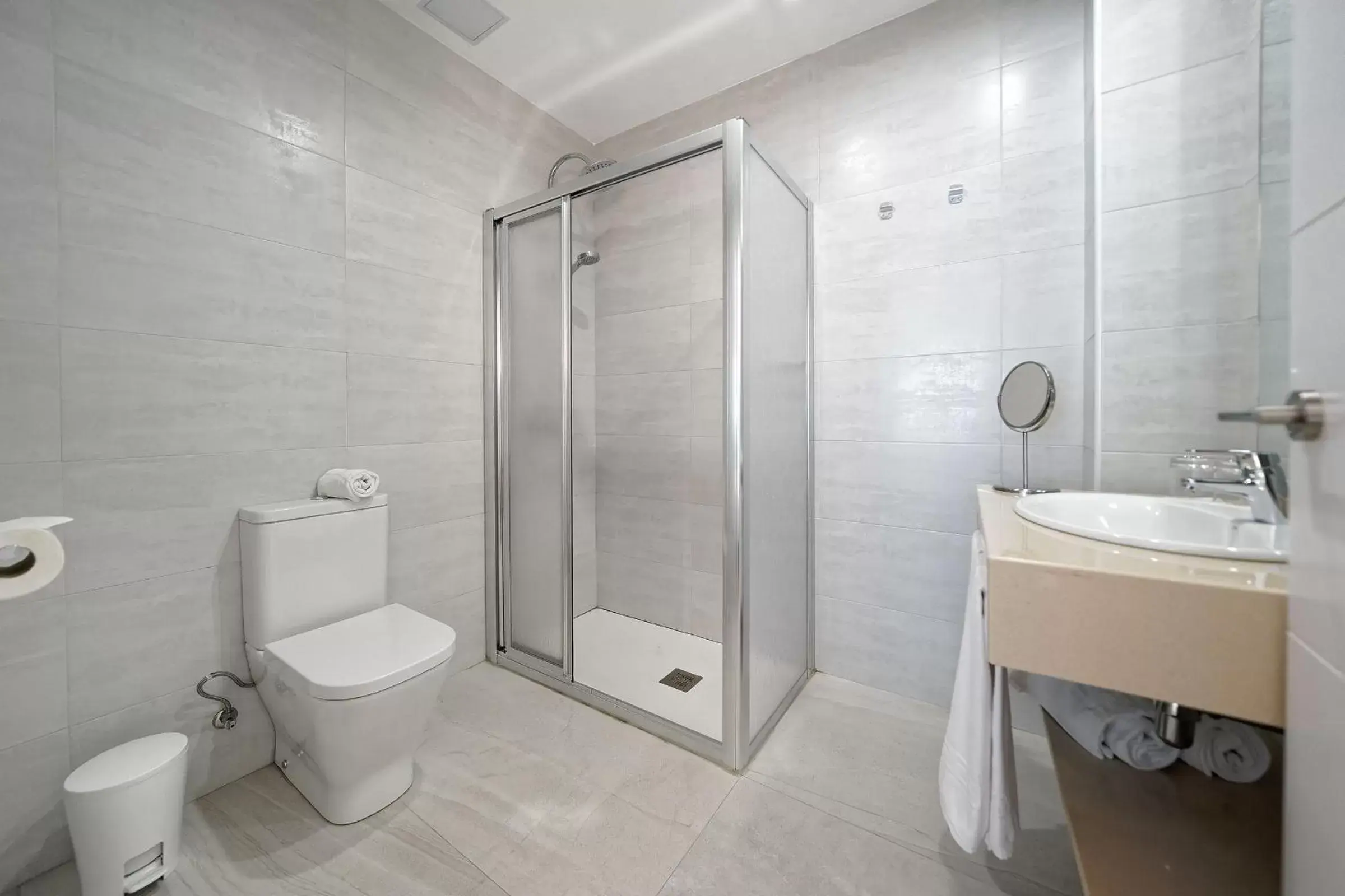 Toilet, Bathroom in Hotel Matilde by Grupo Matilde