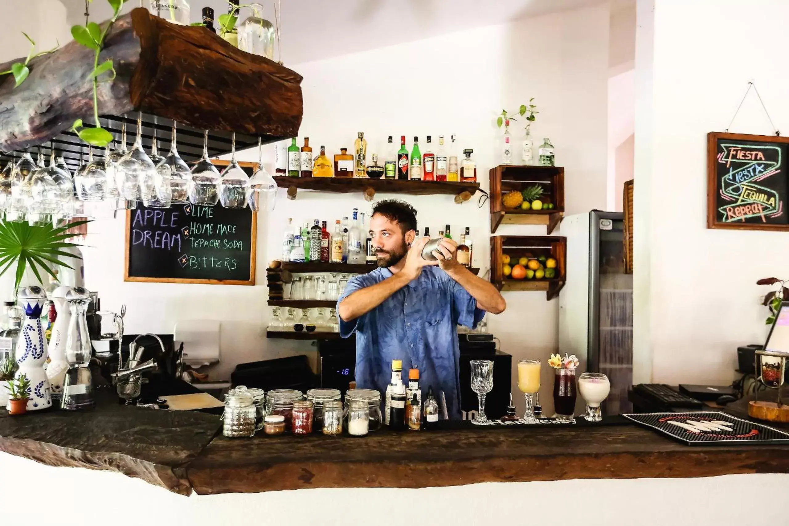 Lounge or bar in The Beach Tulum