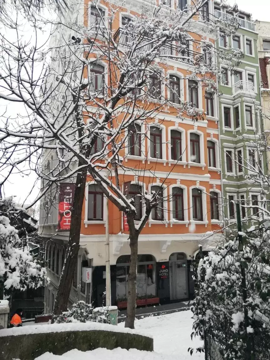 Property building, Winter in Juno Hotel Taksim