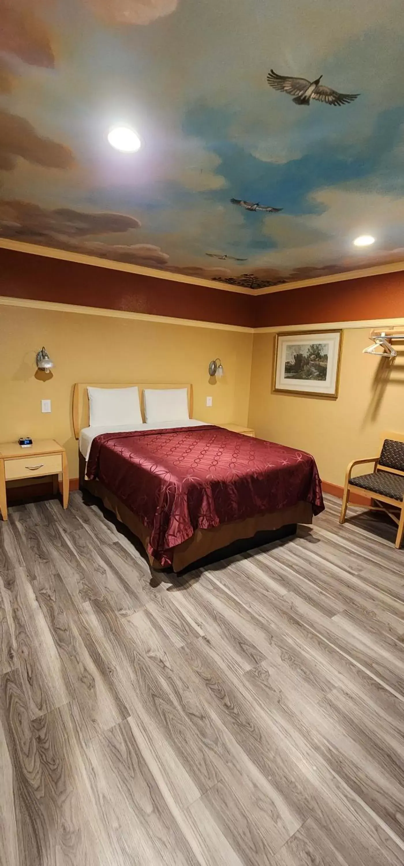 Bed in Geneva Motel