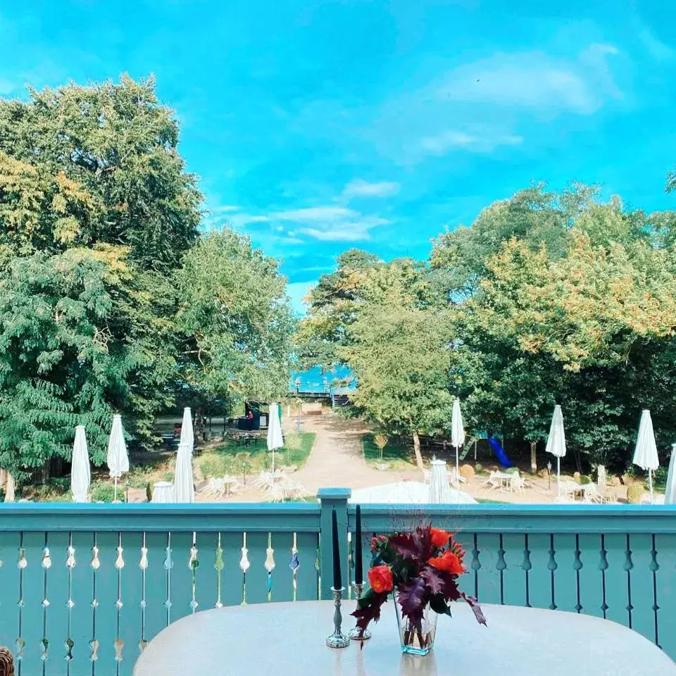 One-Bedroom Suite with Ocean View in Villa Seebach One-Bedroom Suite with Ocean View in Villa Seebach