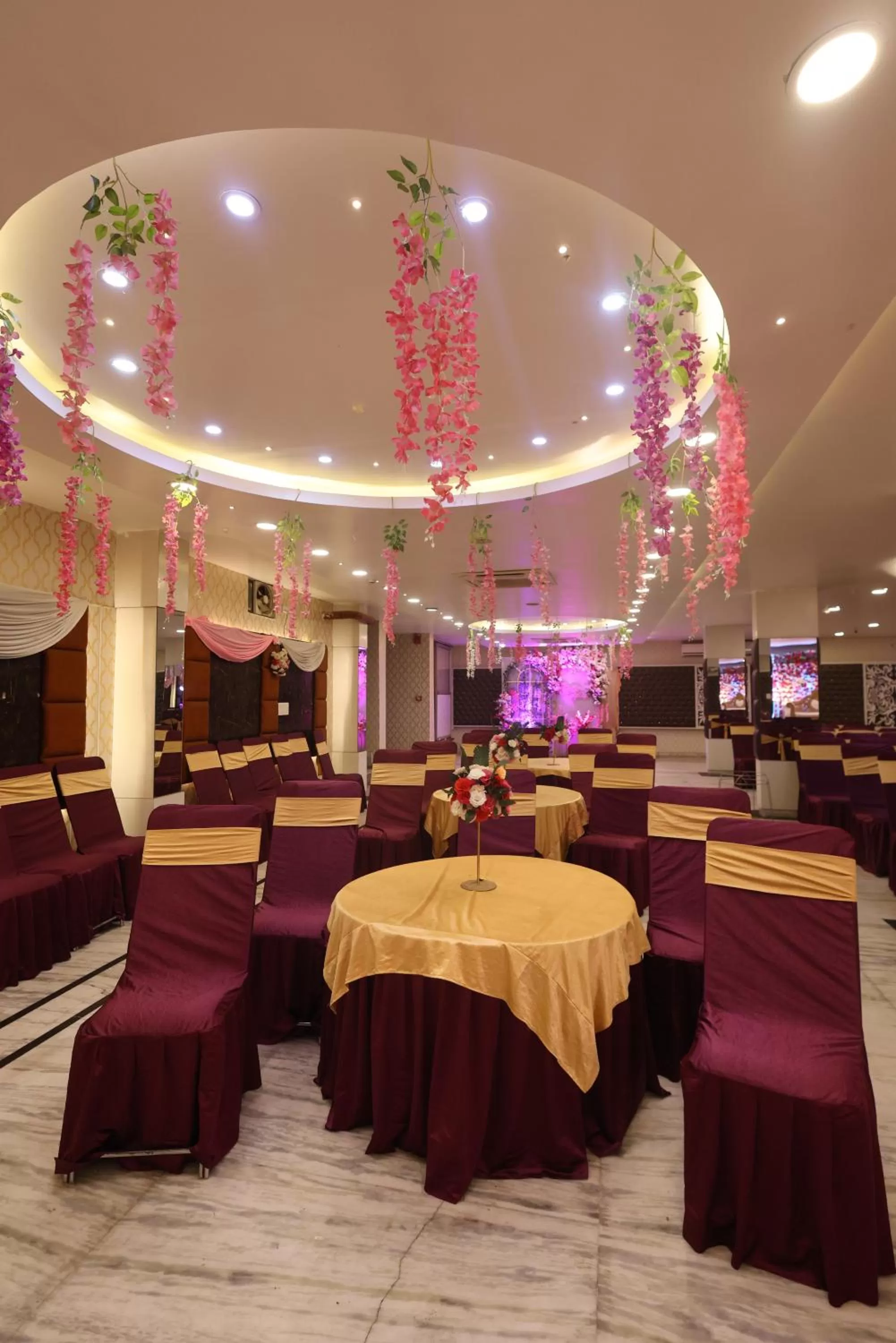 wedding, Banquet Facilities in Hotel The Leaf - Gomti Nagar Lucknow