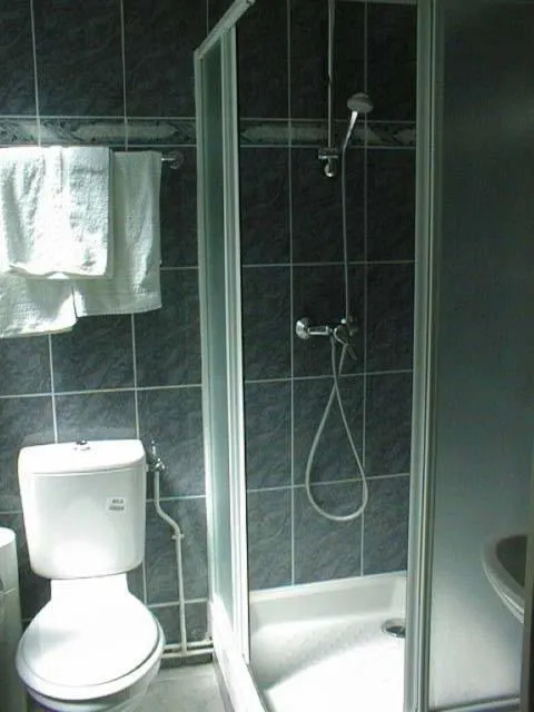 Bathroom in Hotel Ferney République