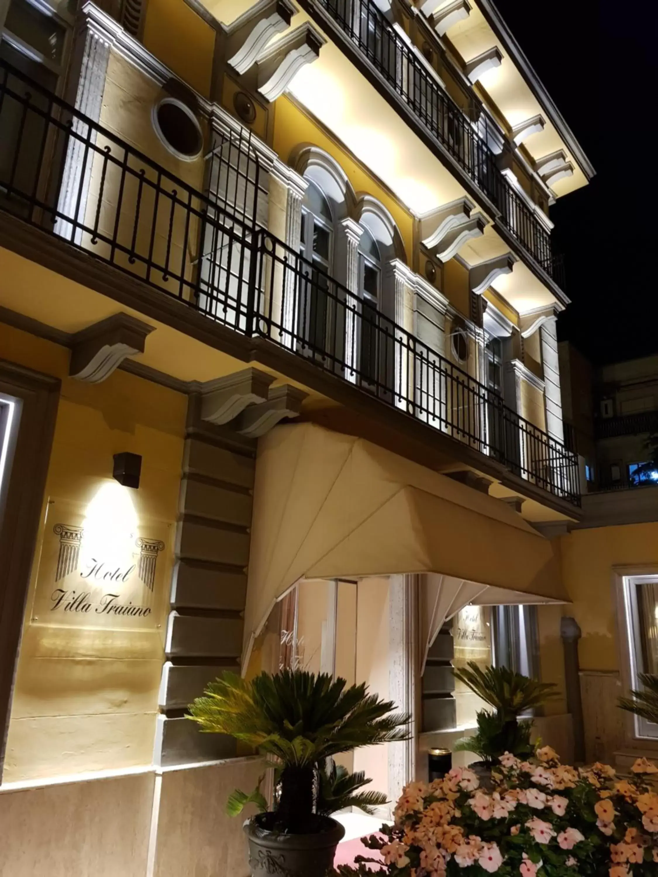 Facade/entrance in Hotel Villa Traiano