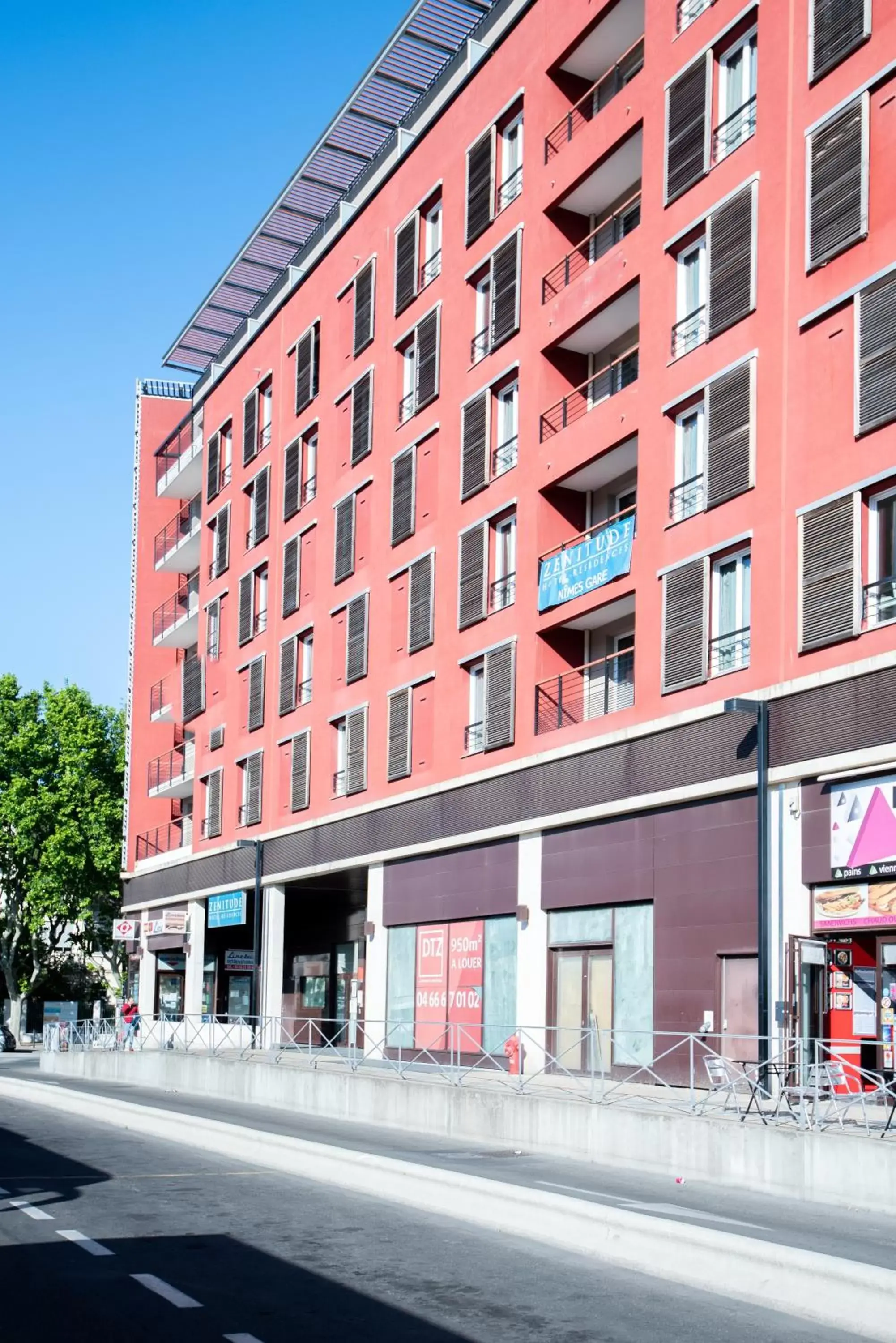 Property Building in Zenitude Hôtel-Résidences Nîmes Centre