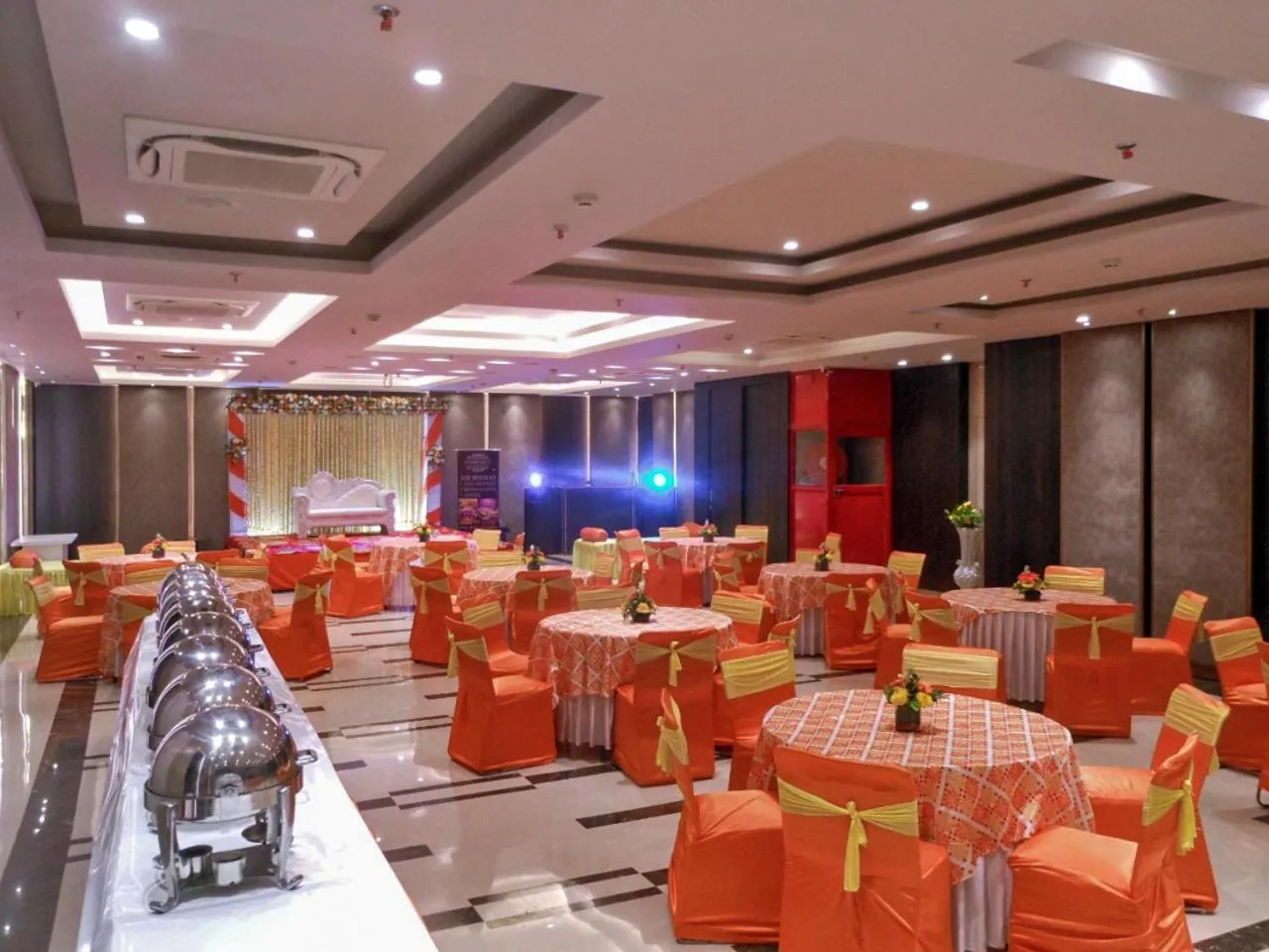 Banquet/Function facilities in Hotel Saket 27