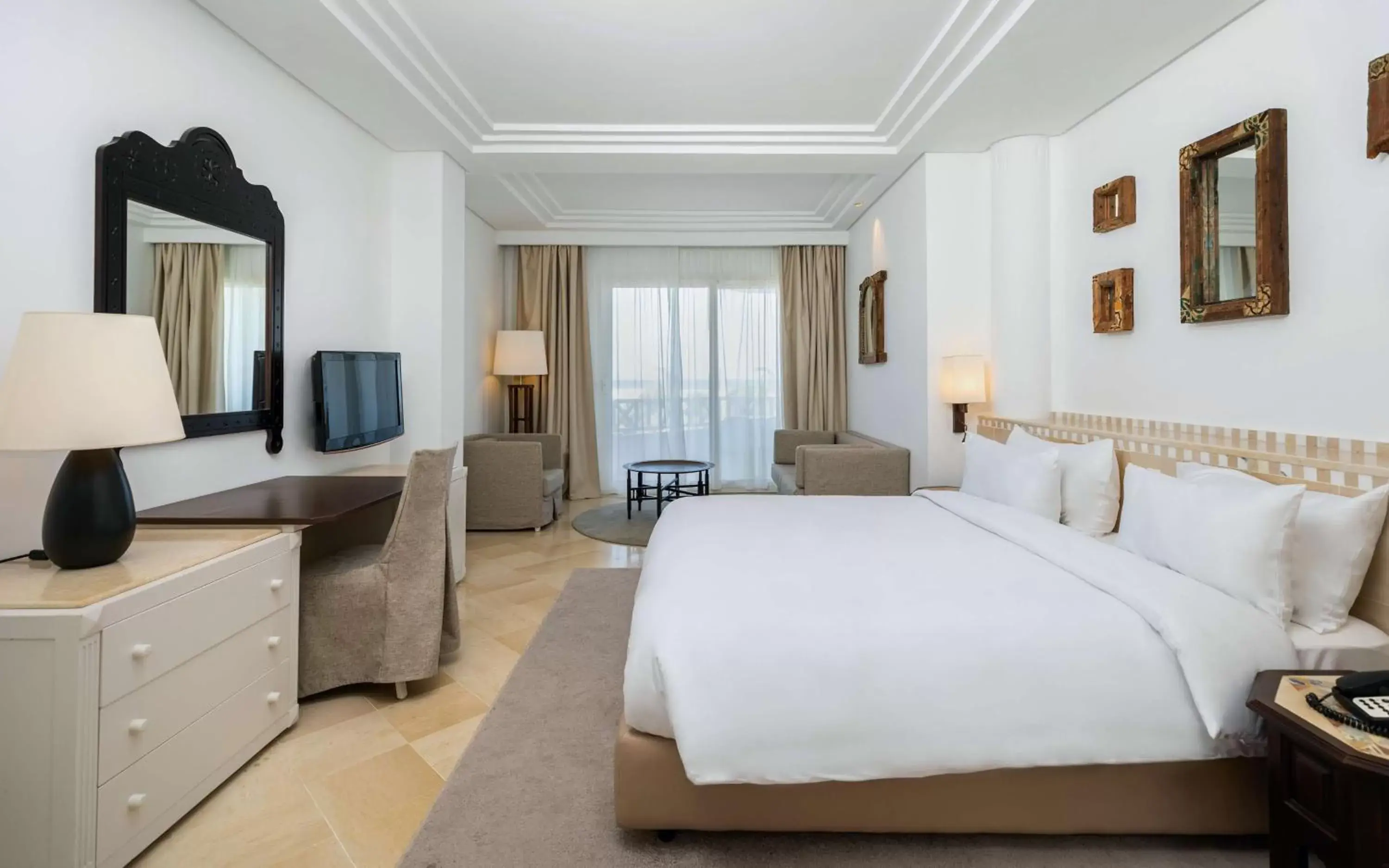 Bedroom in Radisson Blu Palace Resort & Thalasso, Djerba