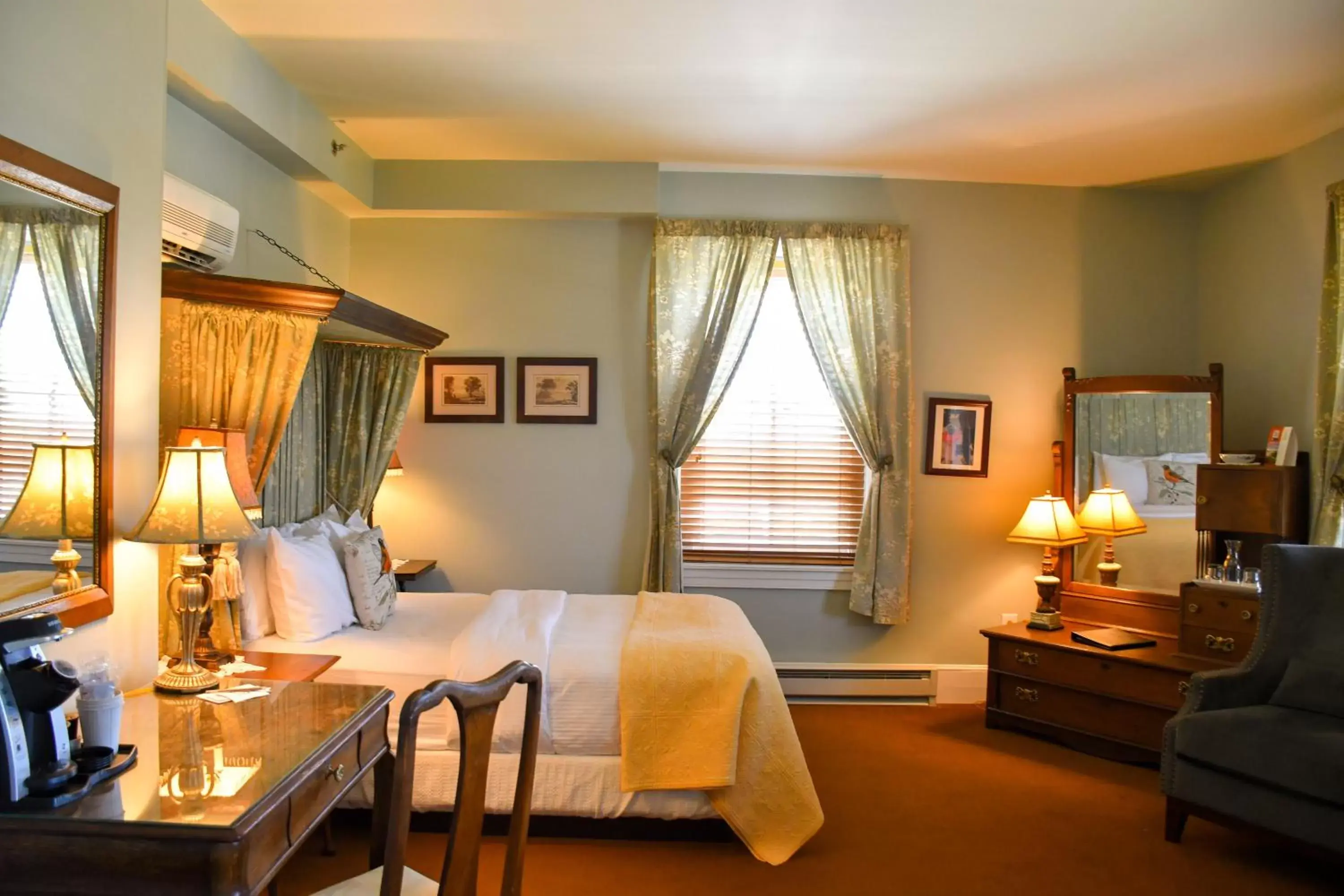 Bedroom in The Sayre Mansion