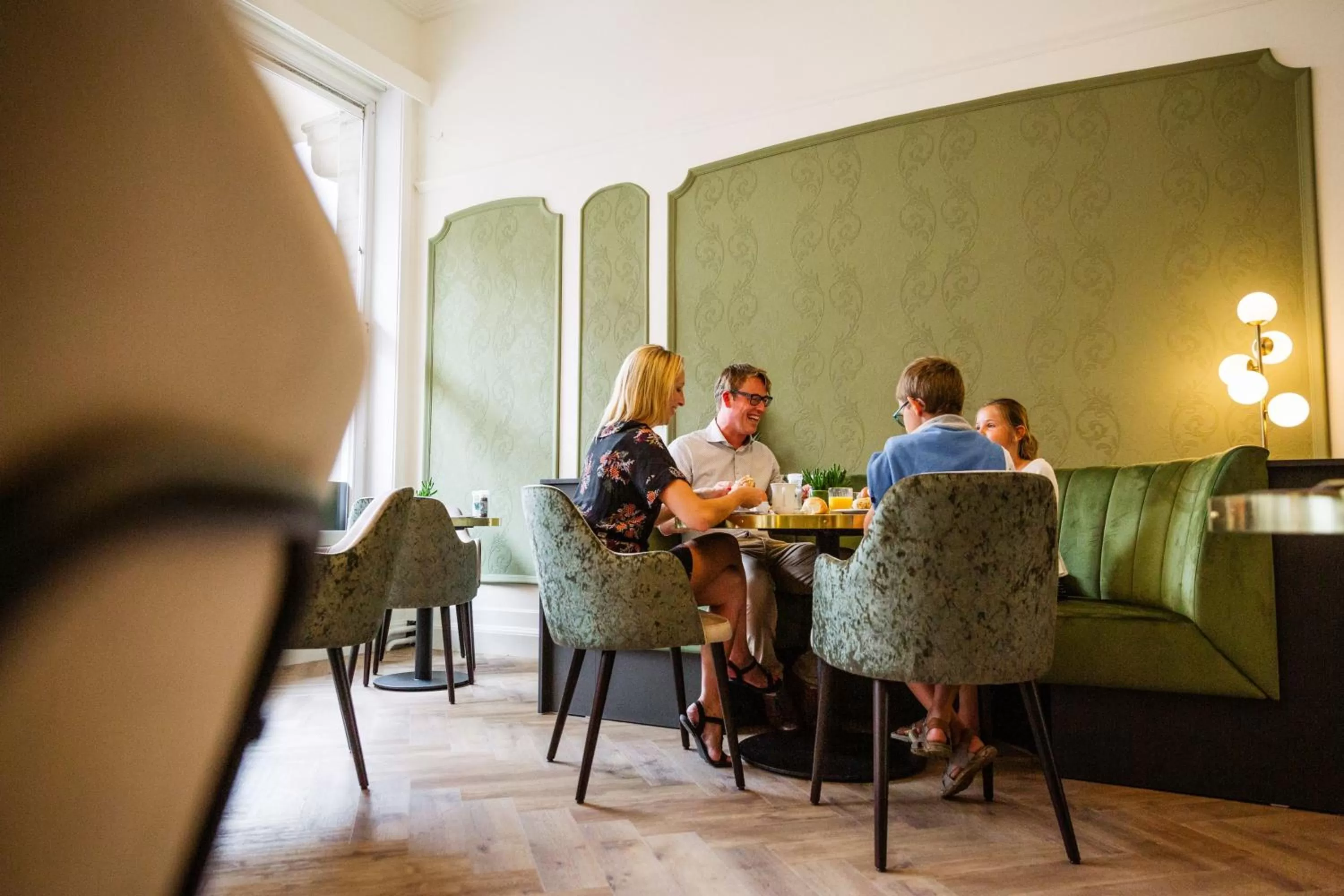 Restaurant/places to eat in C-Hotels Continental