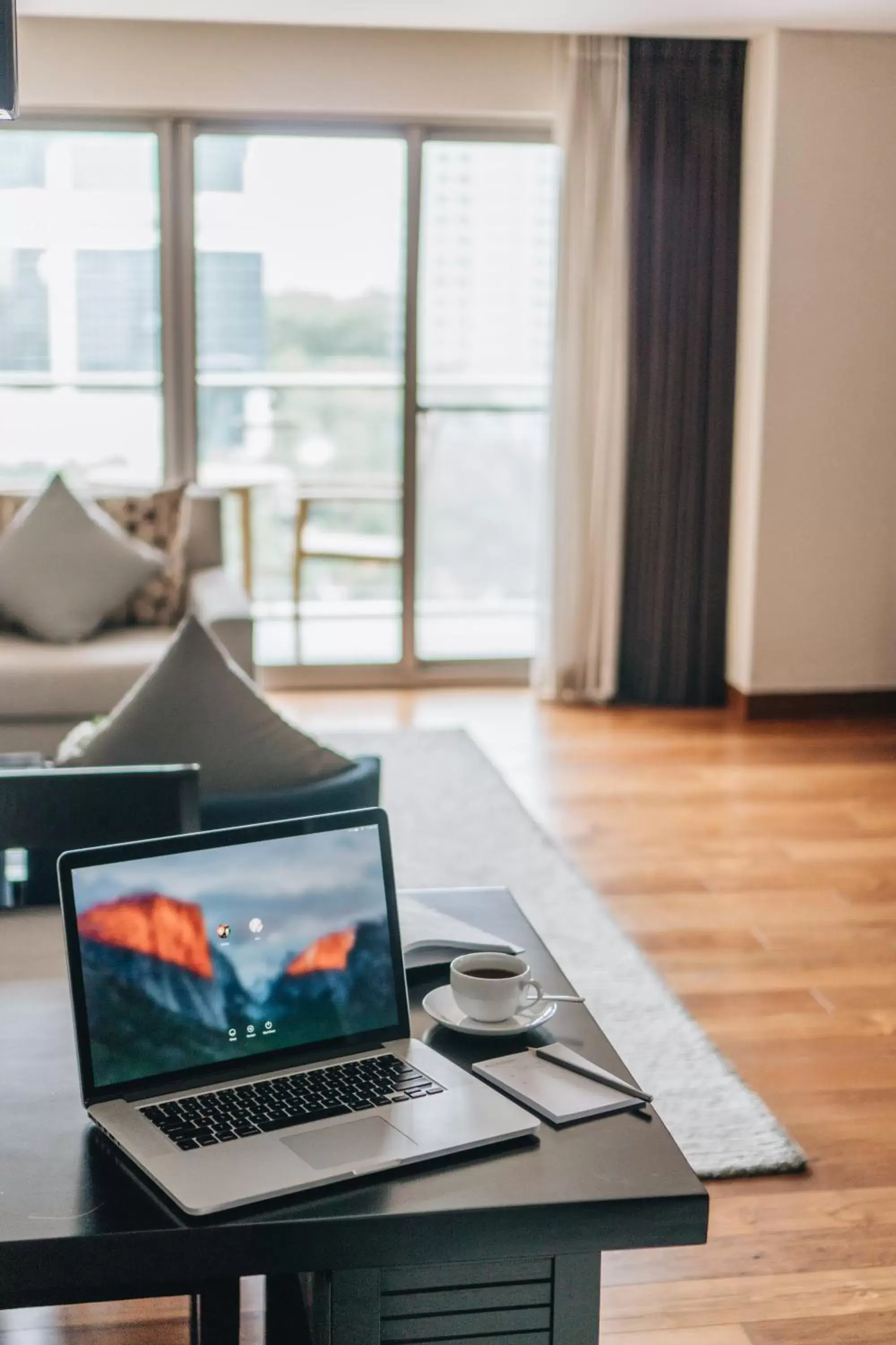 Living room, TV/Entertainment Center in InterContinental Residences Saigon, an IHG Hotel