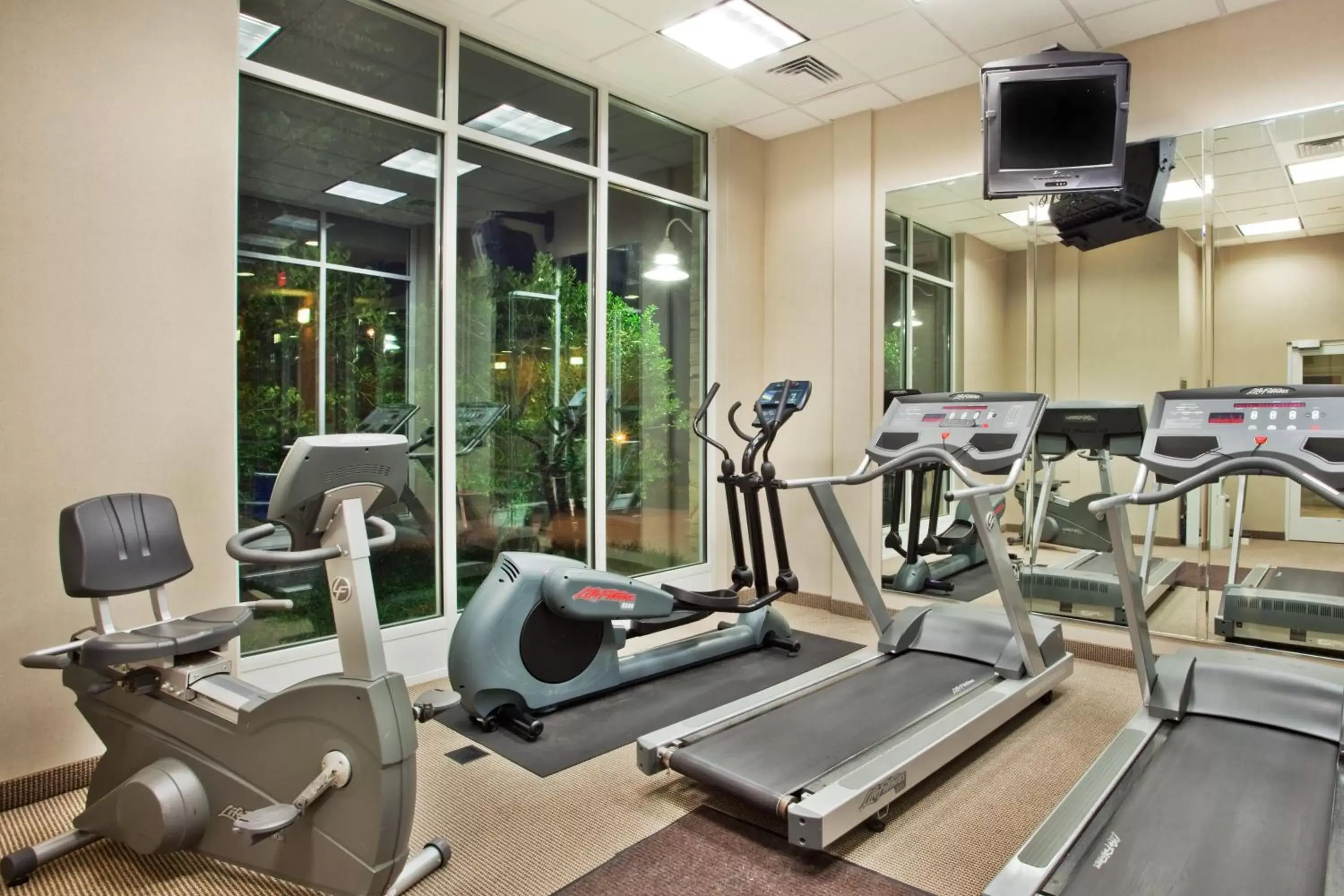Fitness centre/facilities, Fitness Center/Facilities in Holiday Inn Atlanta-Gas South Arena Area, an IHG Hotel