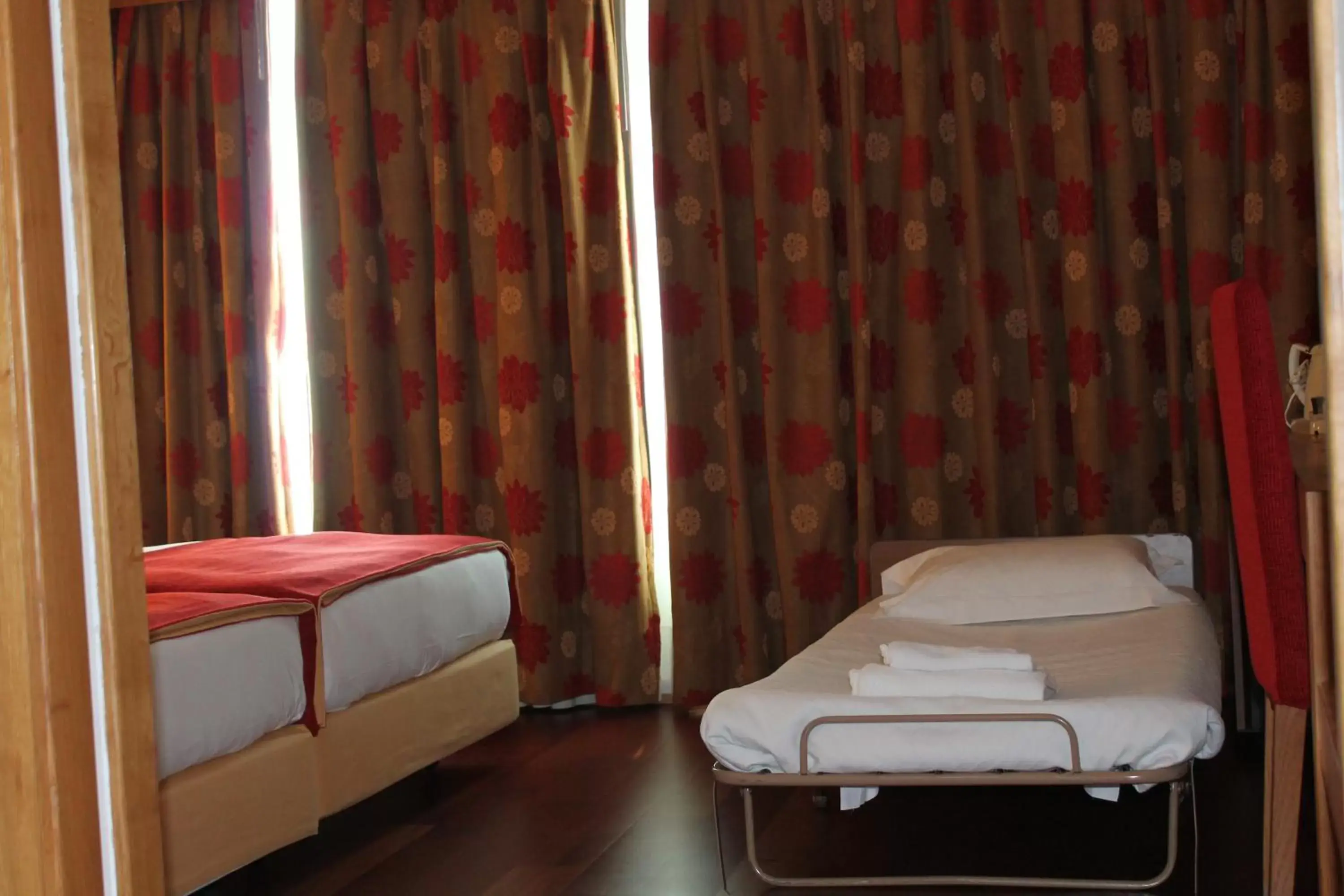 Bed in Leziria Parque Hotel