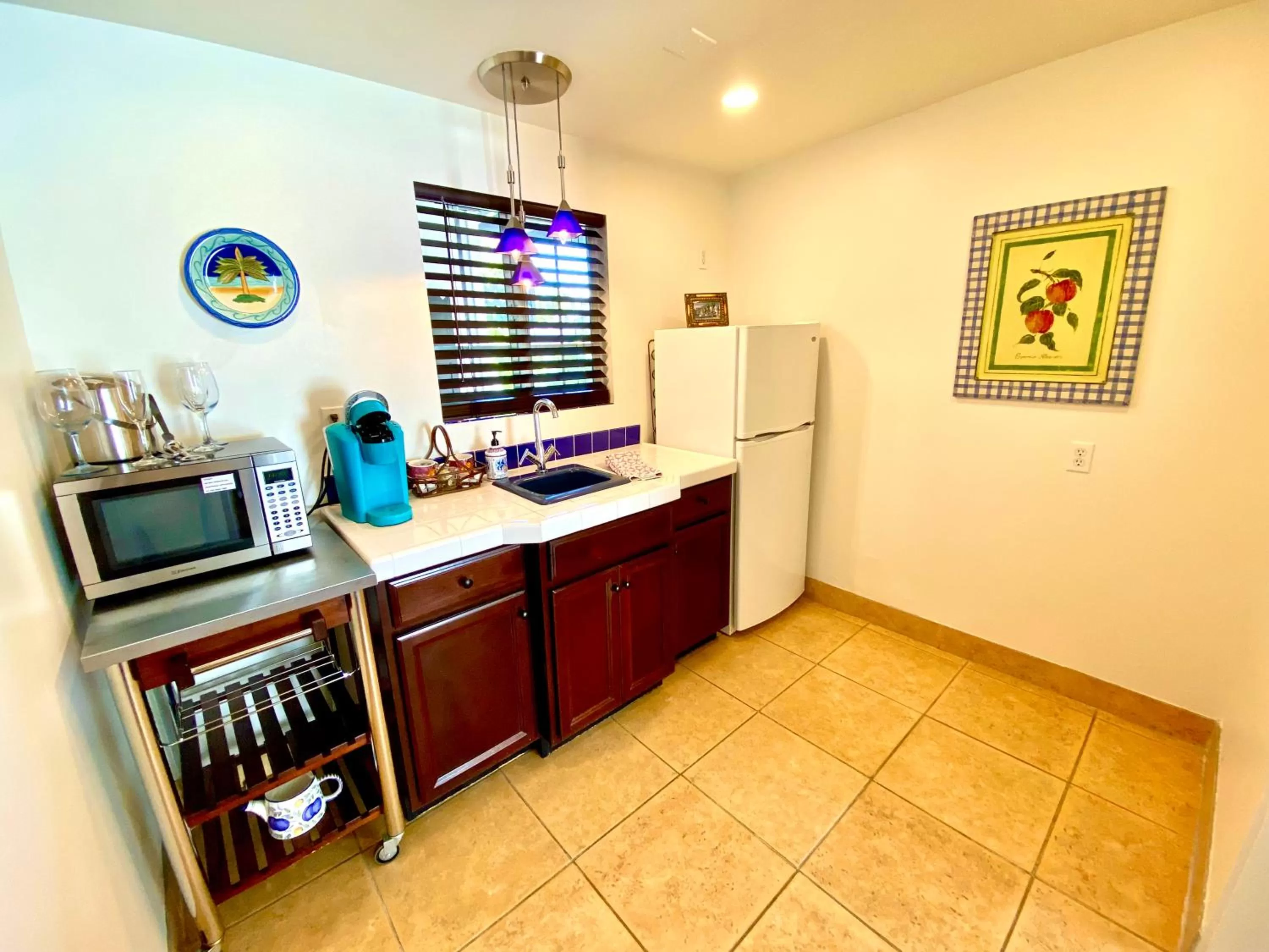 Coffee/tea facilities in Old Ranch Inn - Adults Only 21 & Up