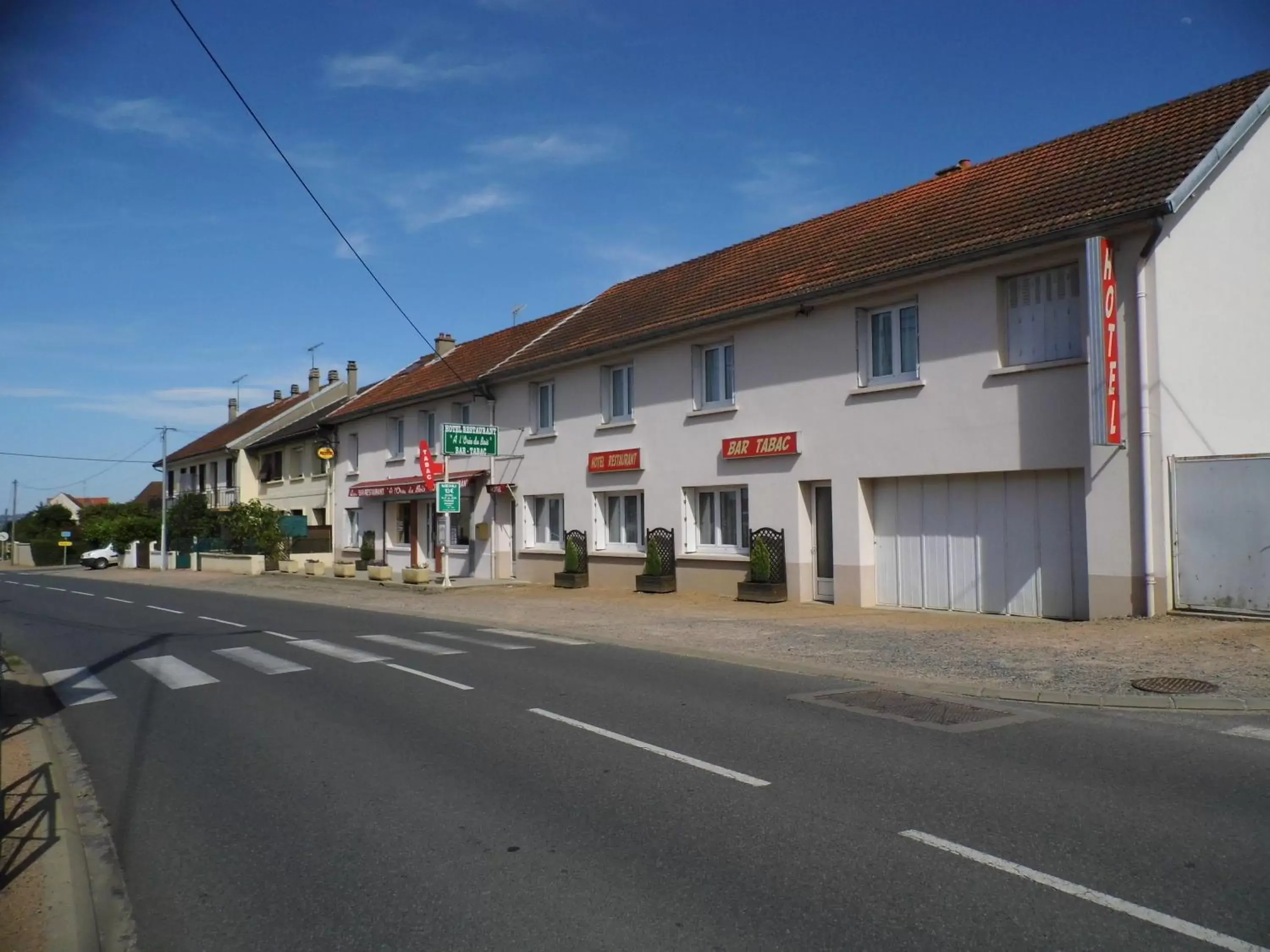 Facade/entrance, Property Building in A L'Orée du Bois