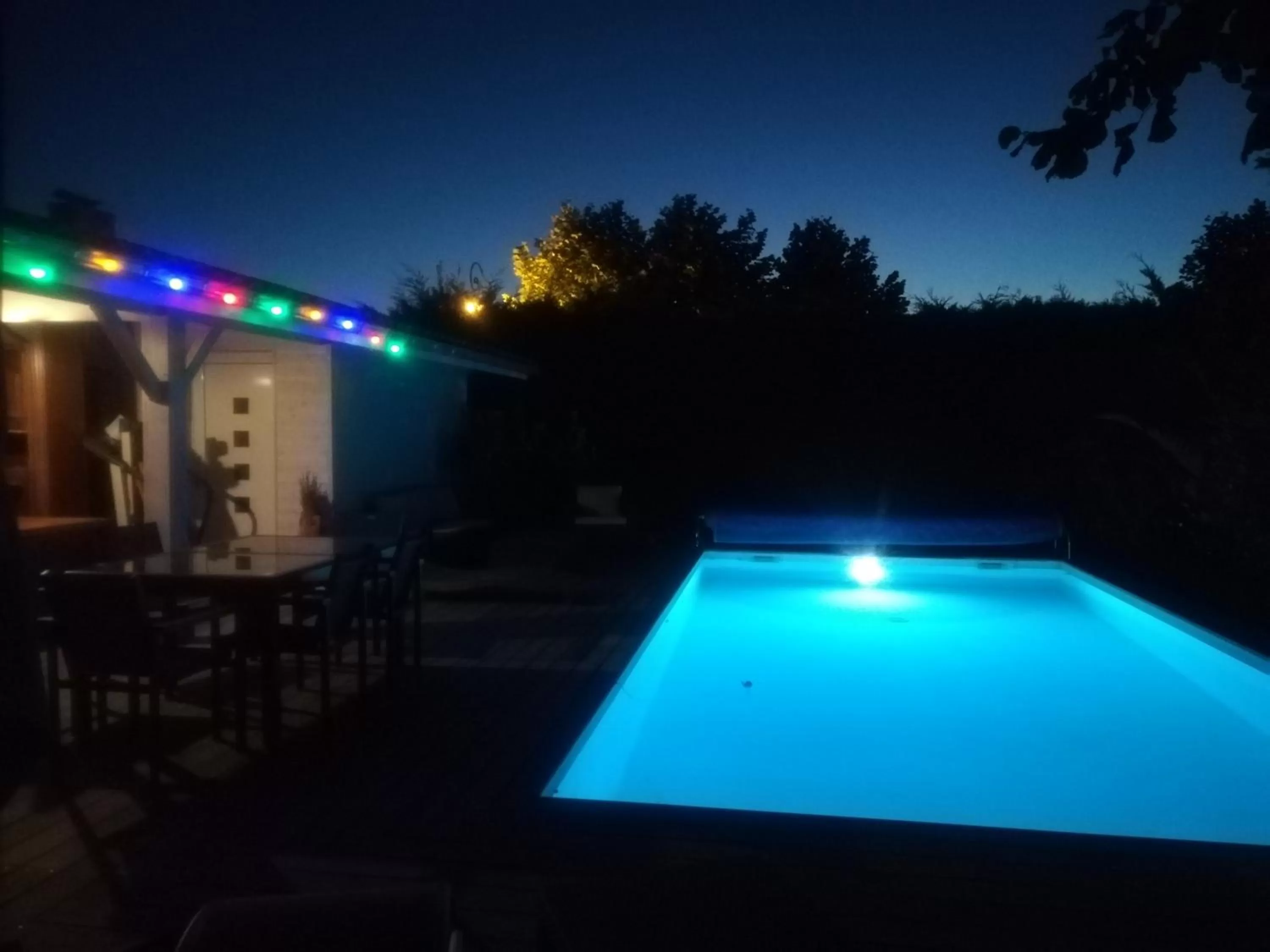 Swimming pool in Les Arums de Fondeminjean