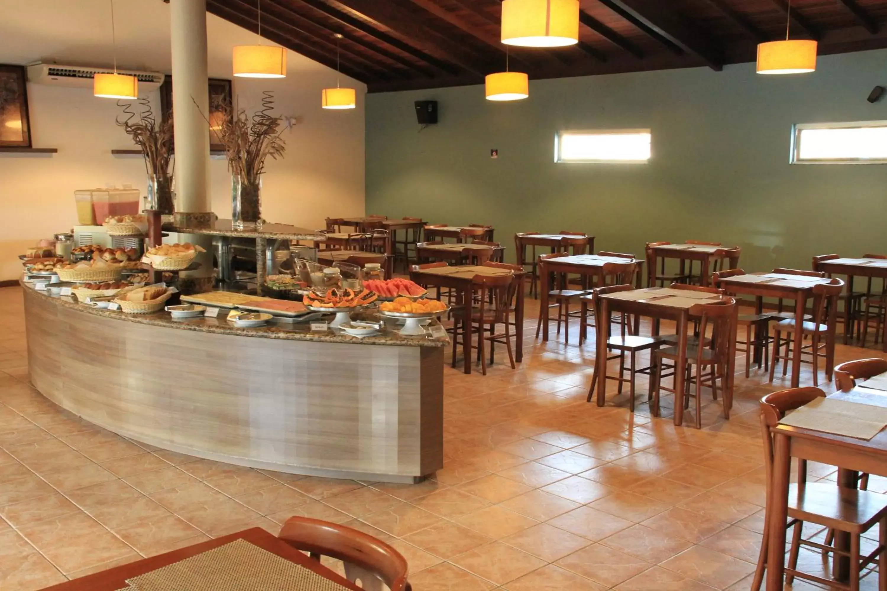 Breakfast, Restaurant/Places to Eat in Sarana Praia Hotel