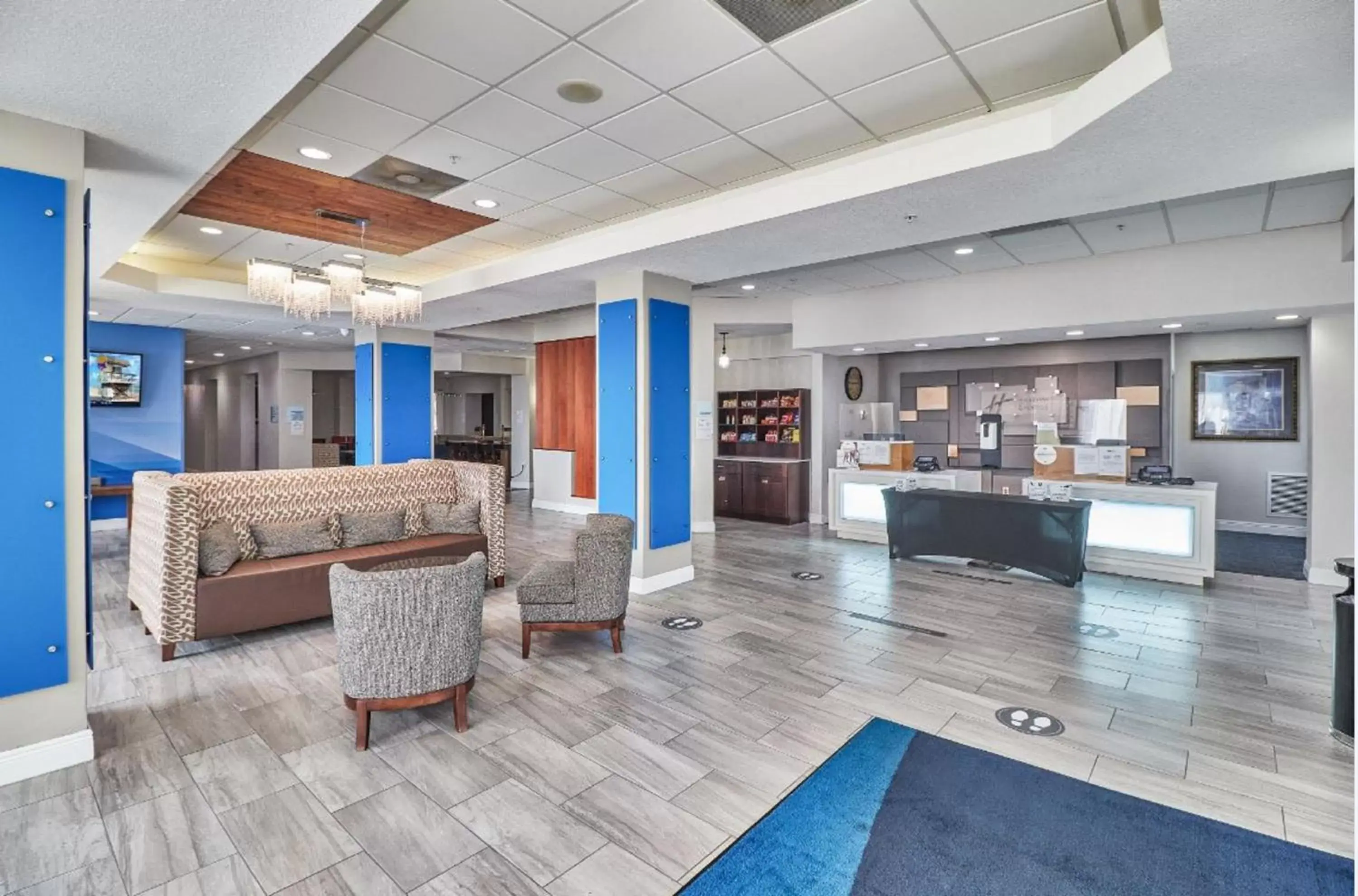 Property building, Lobby/Reception in Holiday Inn Express Hotel & Suites Clearwater US 19 North, an IHG Hotel