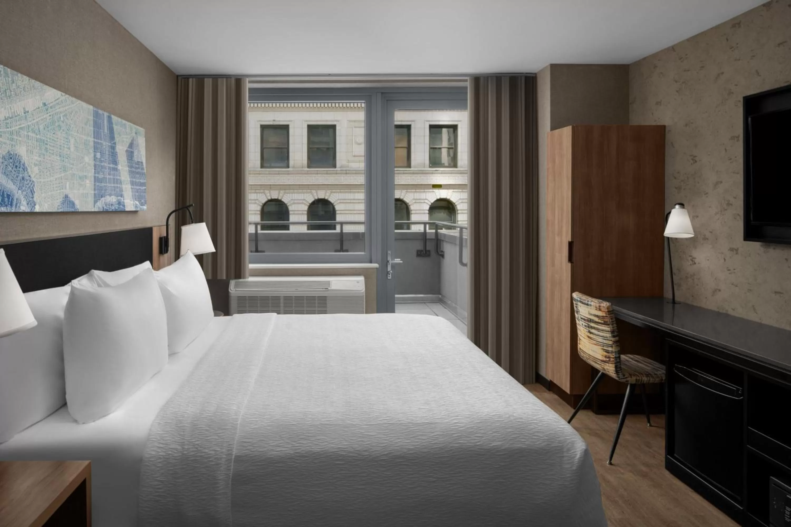 Photo of the whole room, Bed in Courtyard by Marriott New York World Trade Center Area