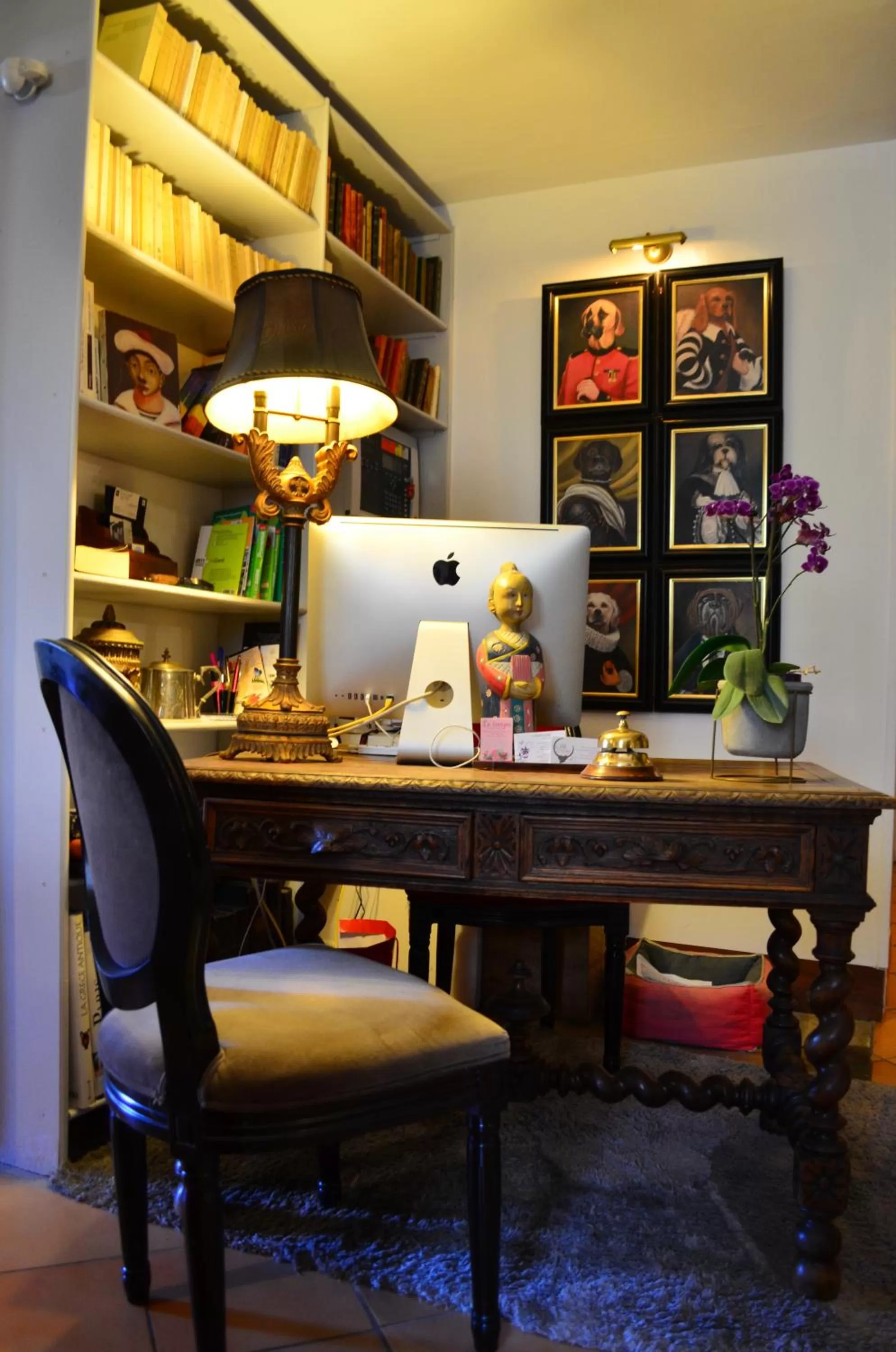 Lobby or reception in Hotel Le Saint Laurent