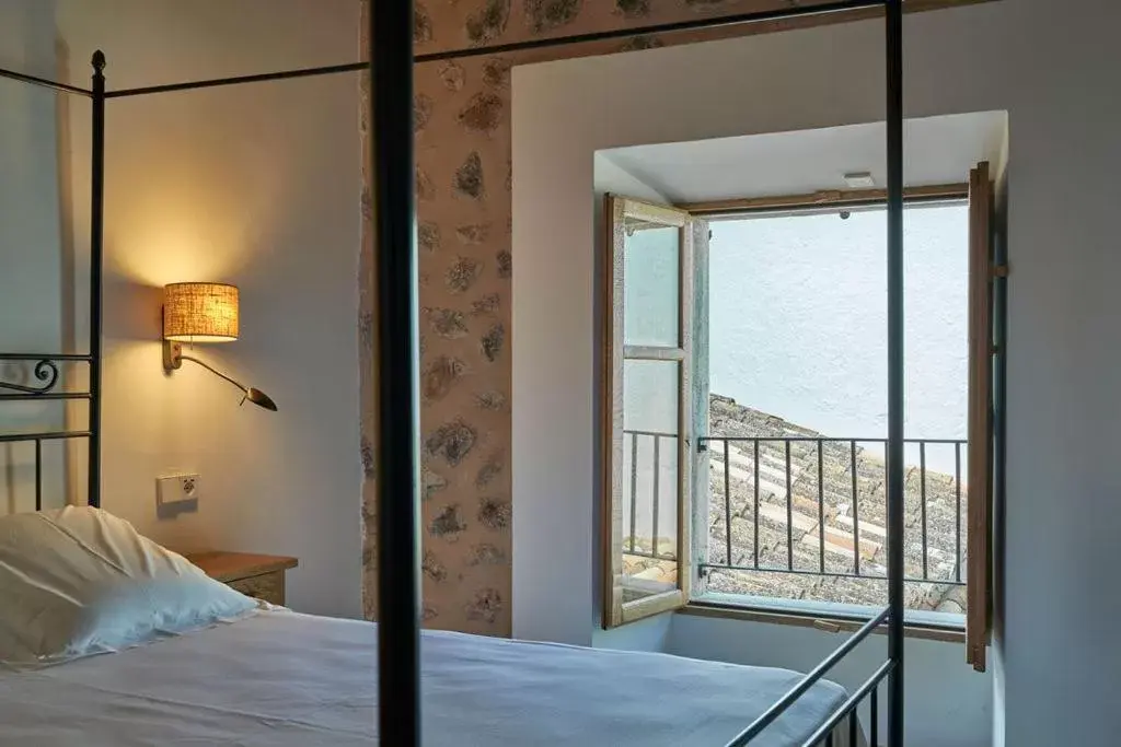 Photo of the whole room, Bed in Hotel Es Port Photo of the whole room, Bed in Hotel Es Port