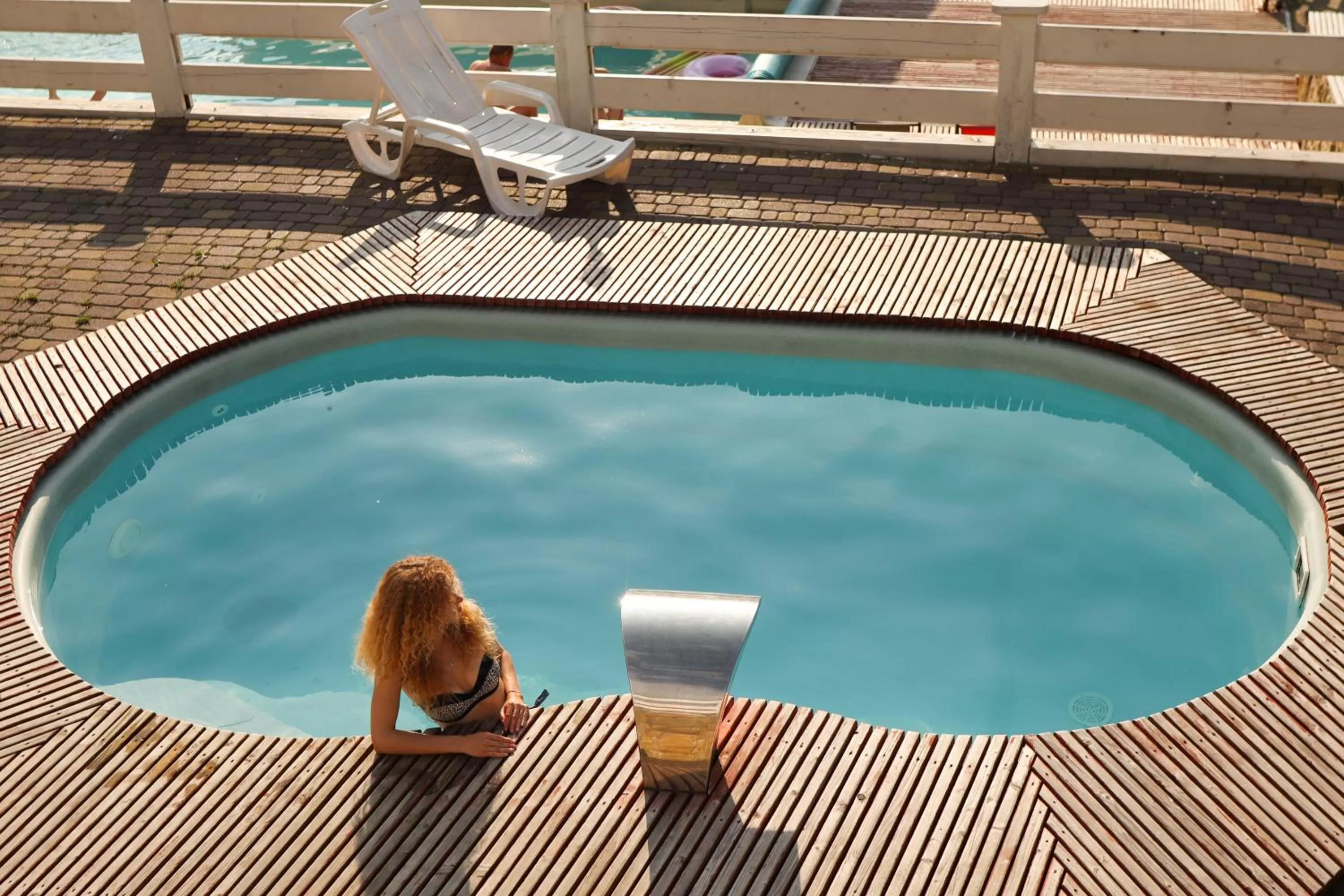 Swimming Pool in Wellland Hotel