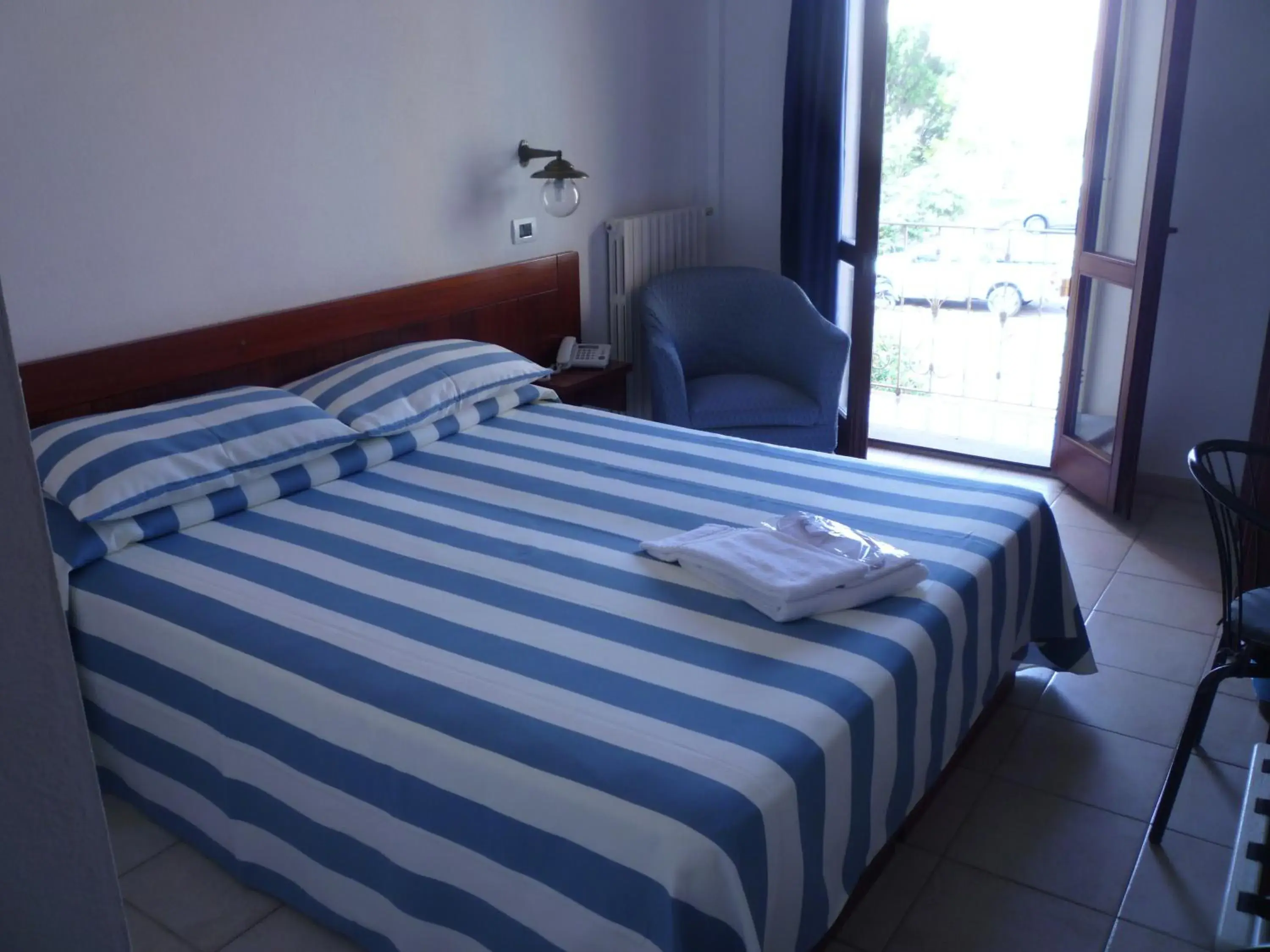 Bed in Hotel L'Ancora