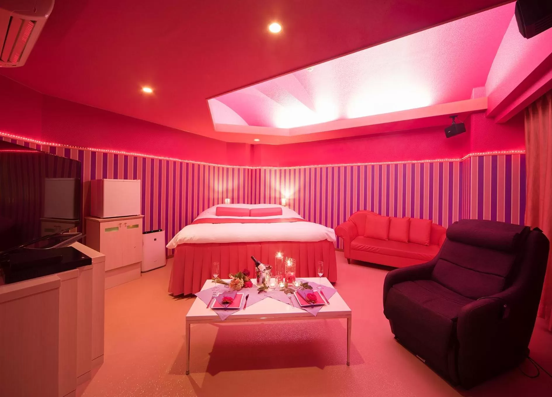 TV and multimedia, Bed in Hotel Renaissance Sendai -Adult Only