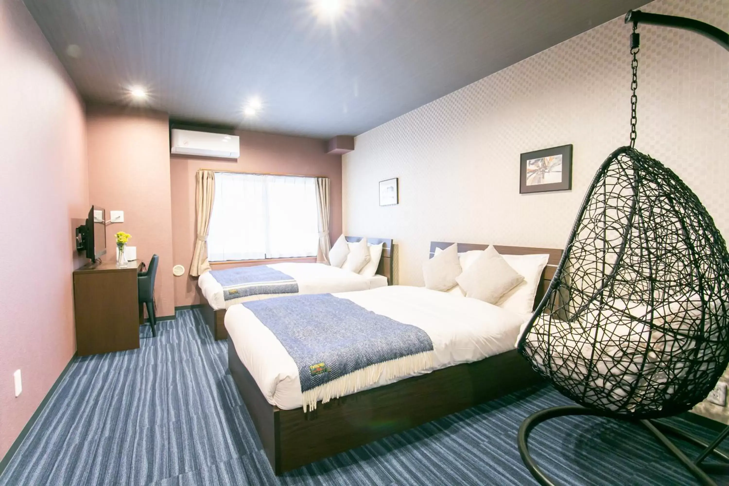 Photo of the whole room, Bed in PLAYSIS Asakusa