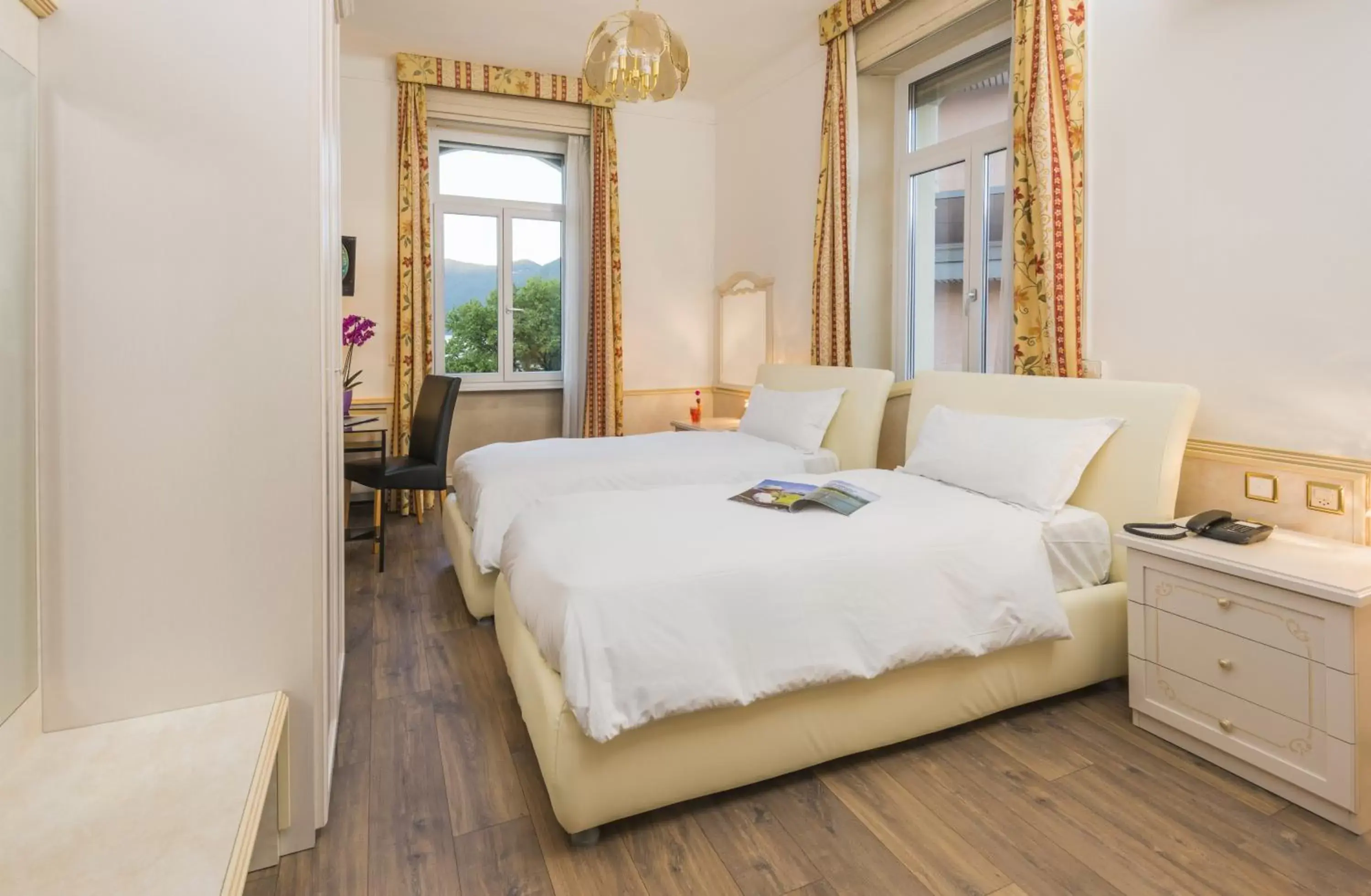 Business Twin Room in Hotel Victoria Business Twin Room in Hotel Victoria