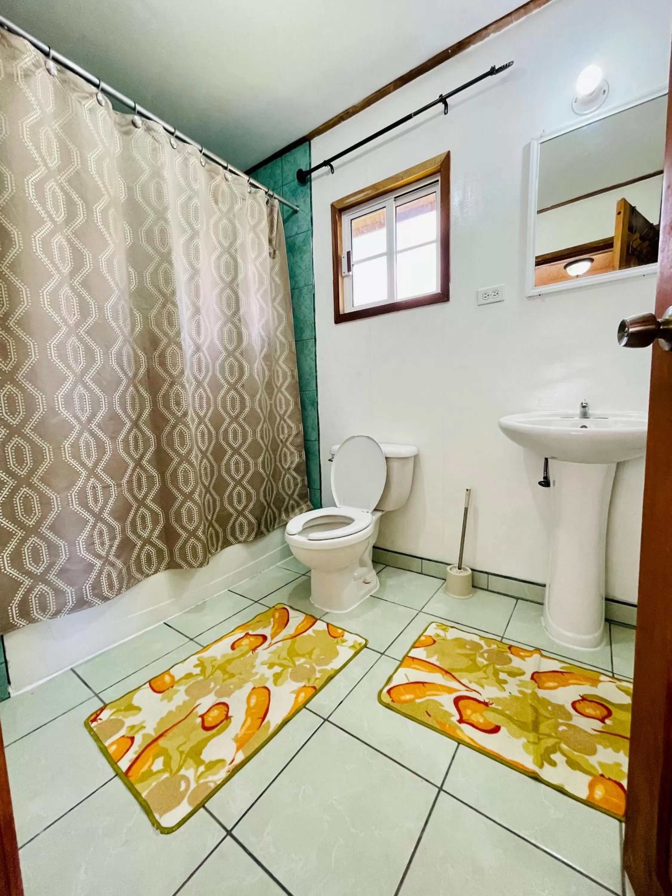 Toilet in Lamanai Riverside Retreat