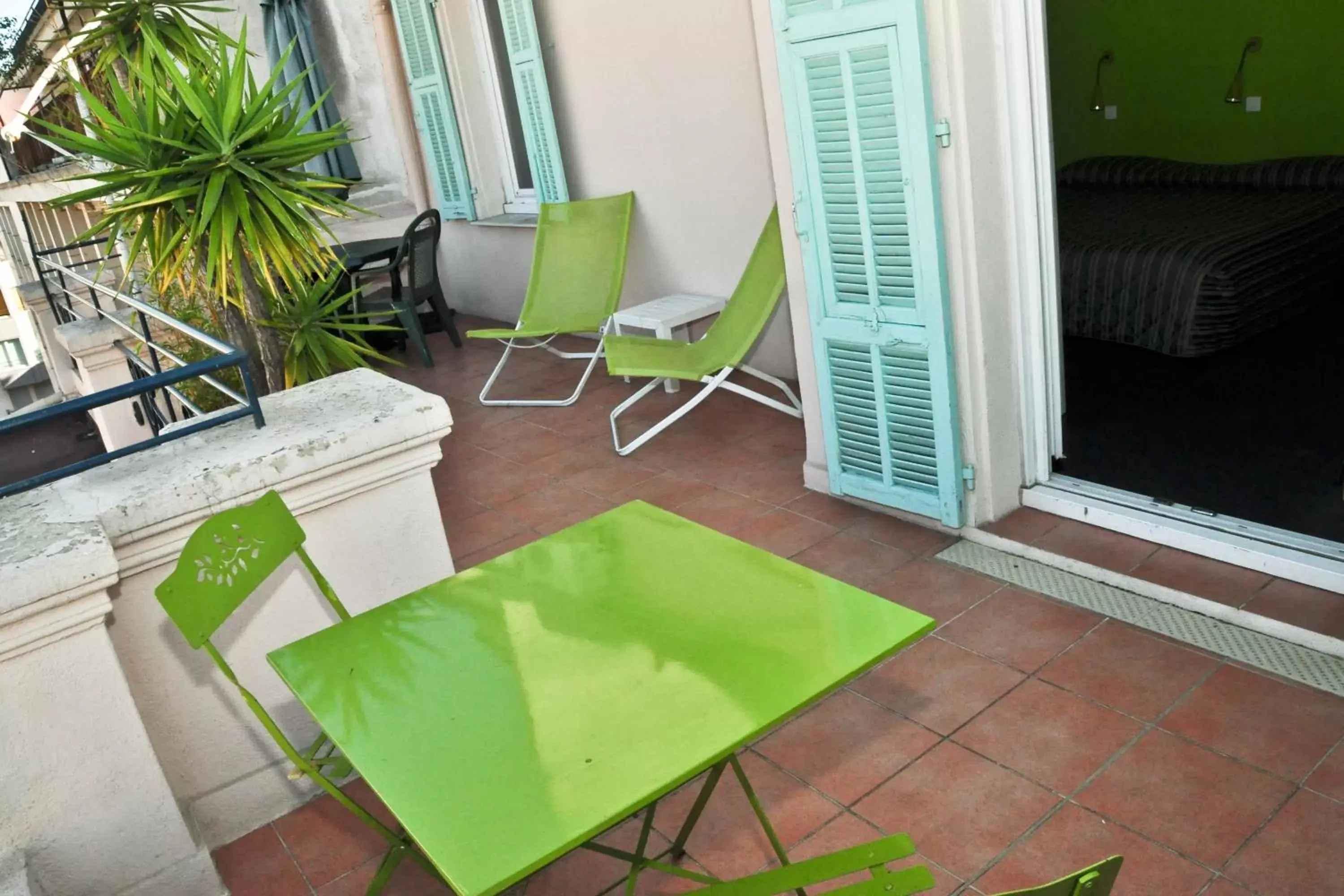 Balcony/Terrace in H33 Hôtel