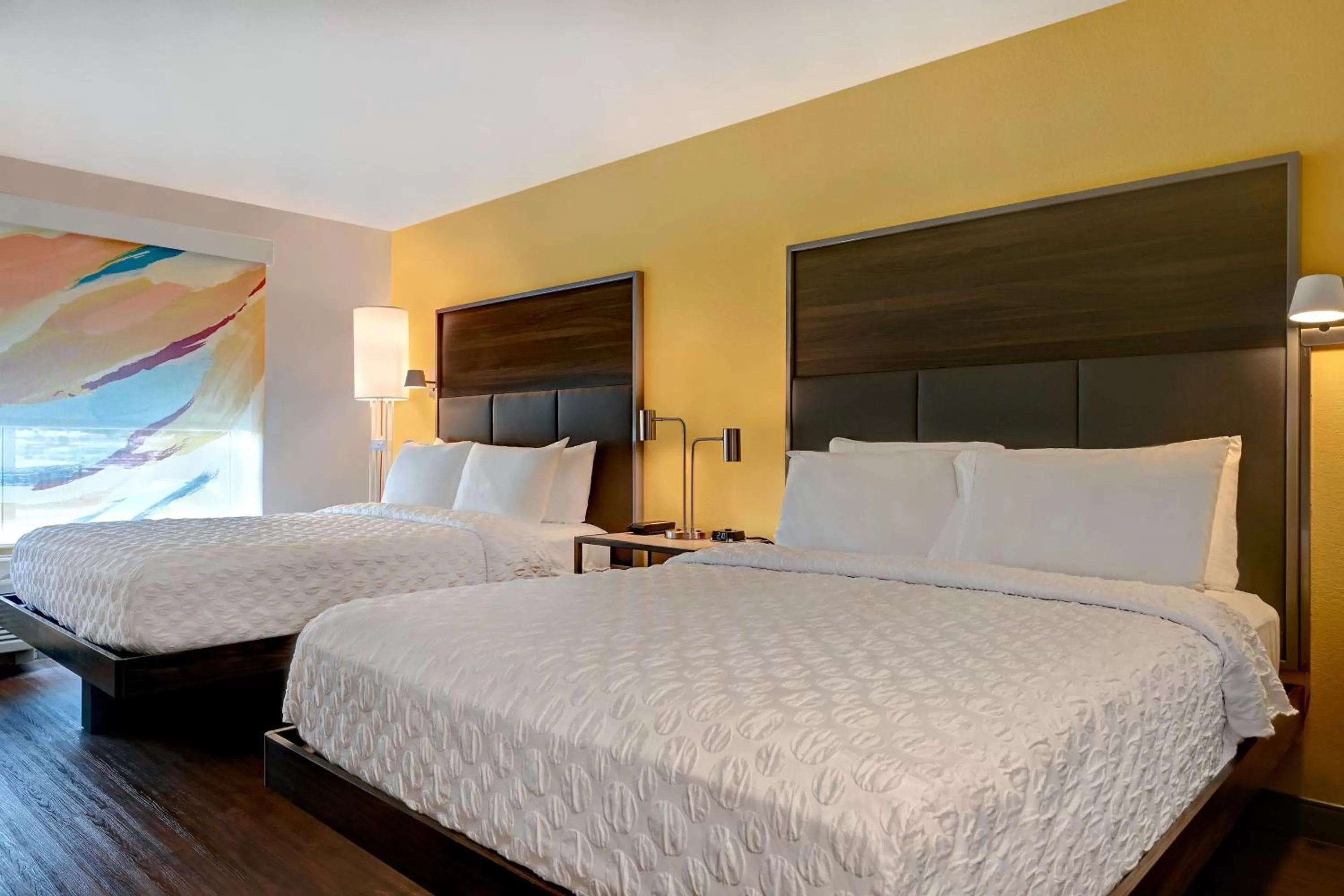 Bed in Tru By Hilton Albuquerque North I-25, Nm