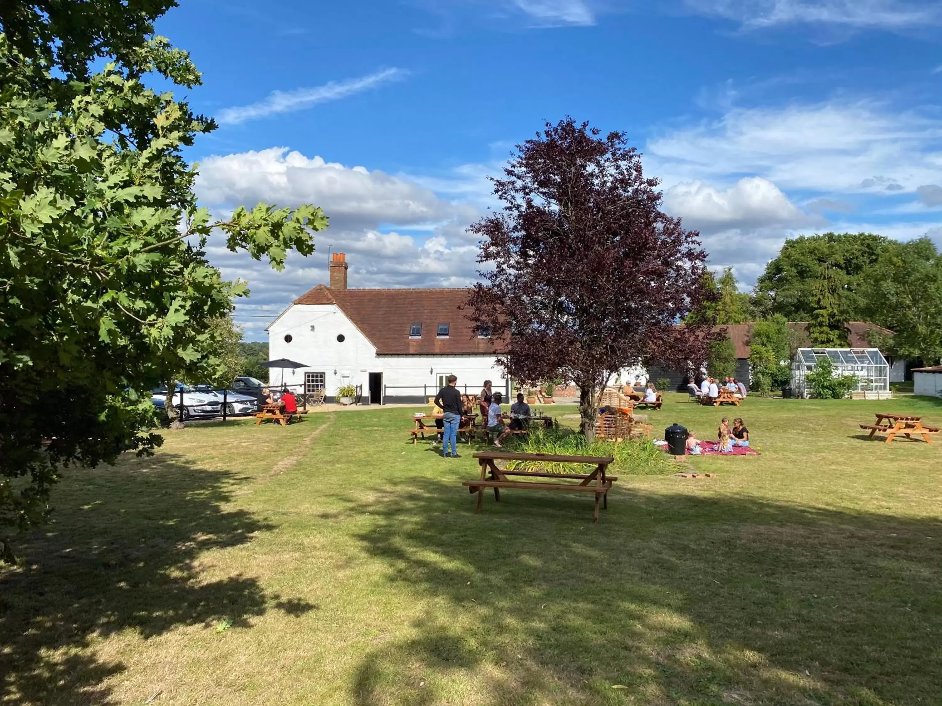 Garden view, Property Building in George & Dragon Hotel Wolverton Townsend