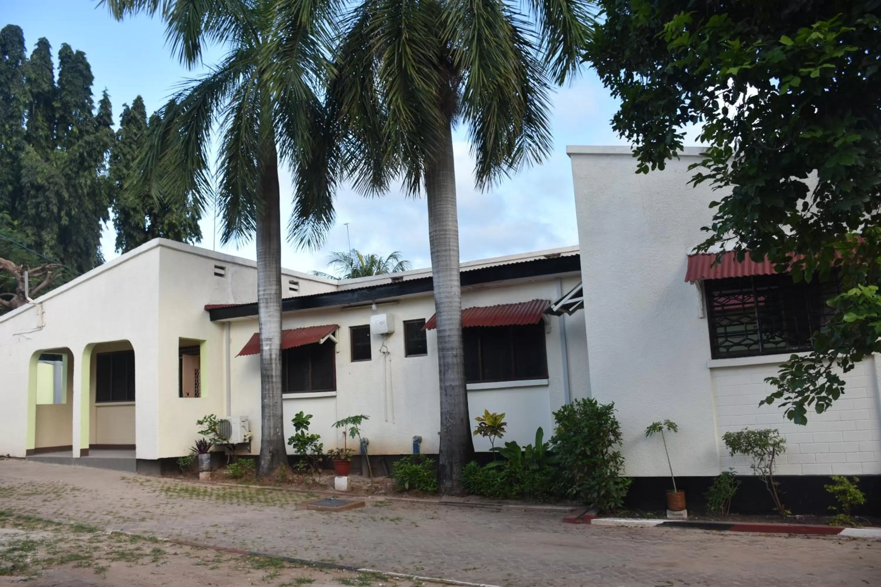 Property building in L&J Modern Backpackers Kinondoni