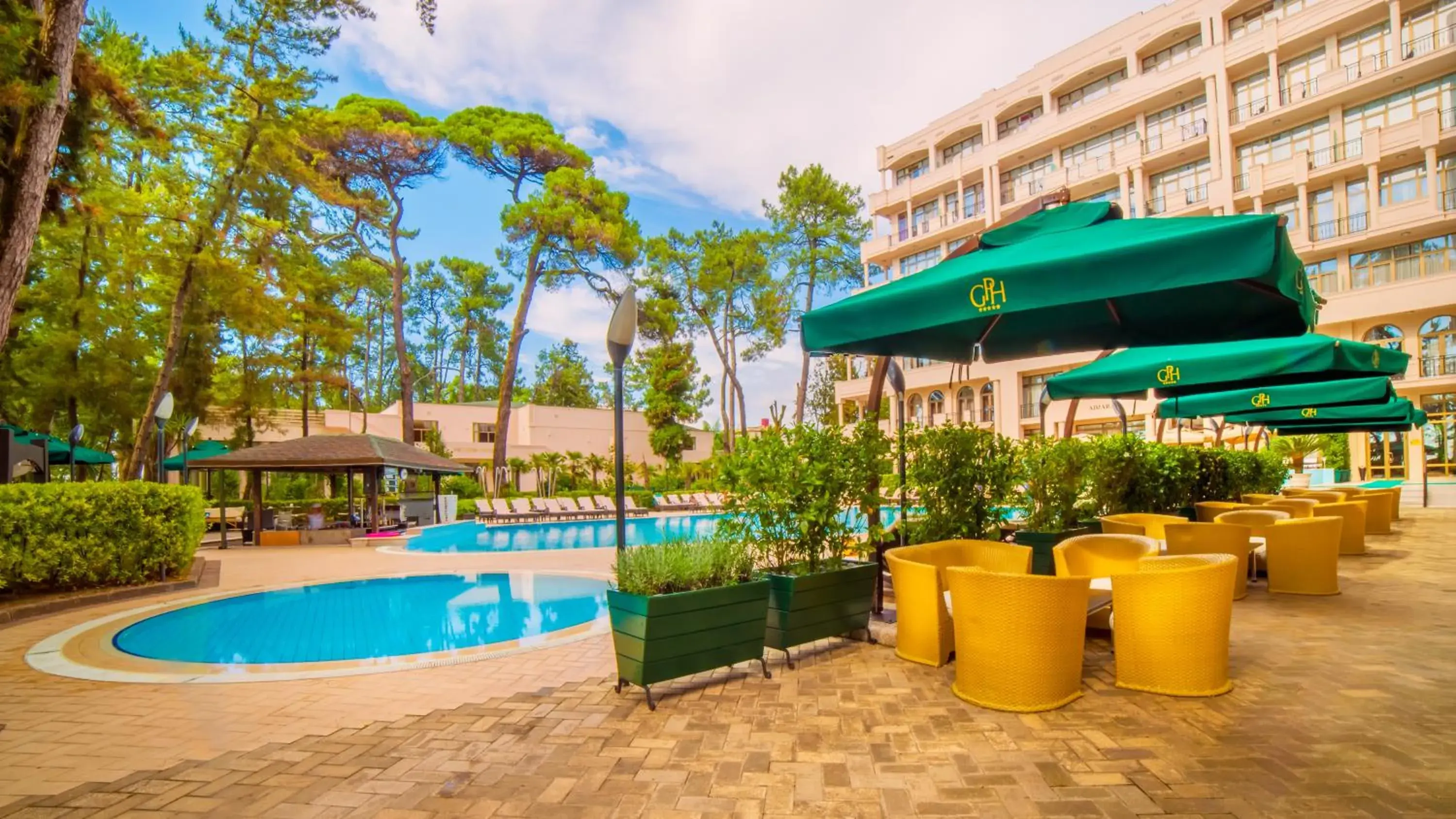 Lounge or bar, Swimming Pool in Kobuleti Georgia Palace Hotel & Spa