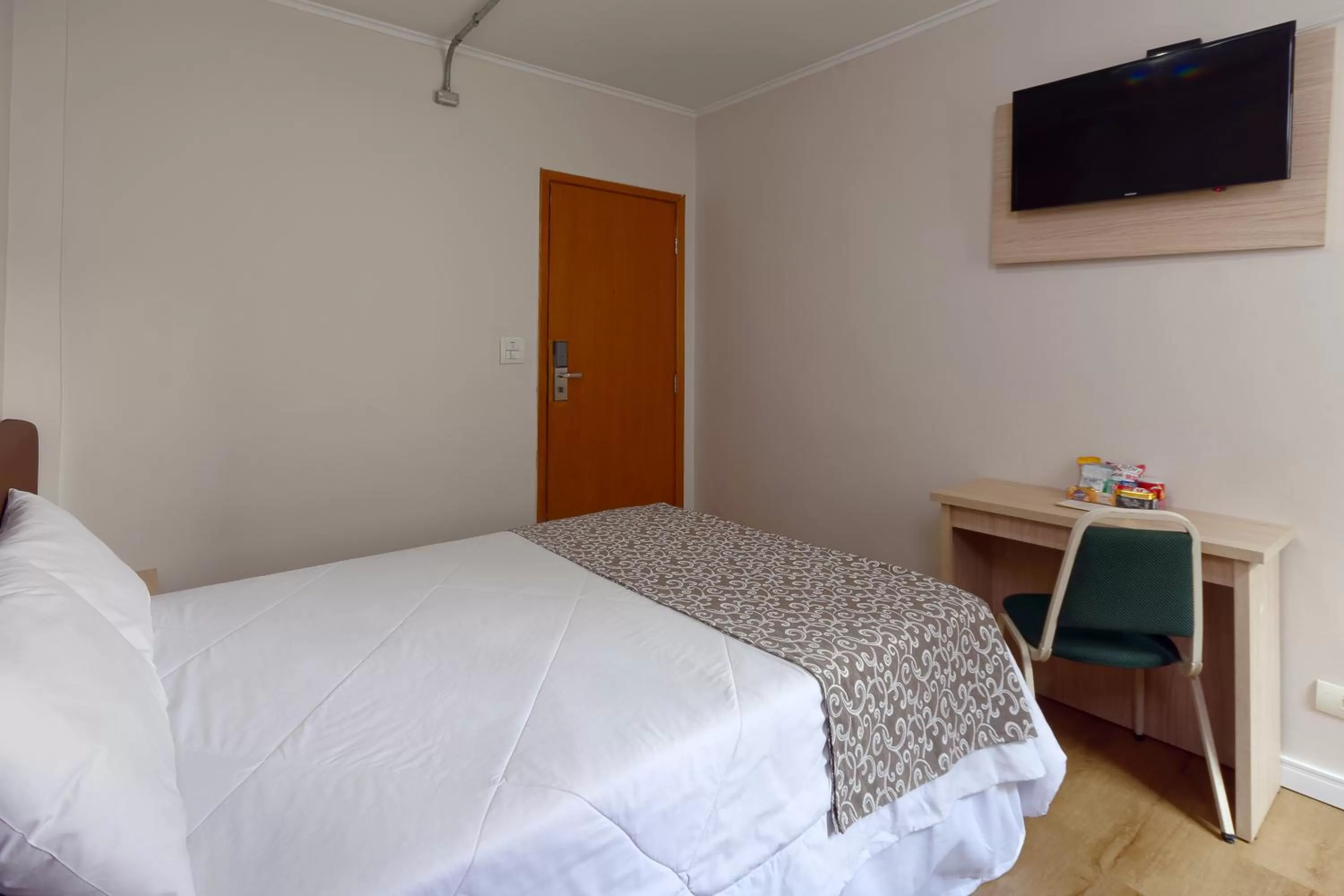 Bed in Fênix Hotel Bom Retiro