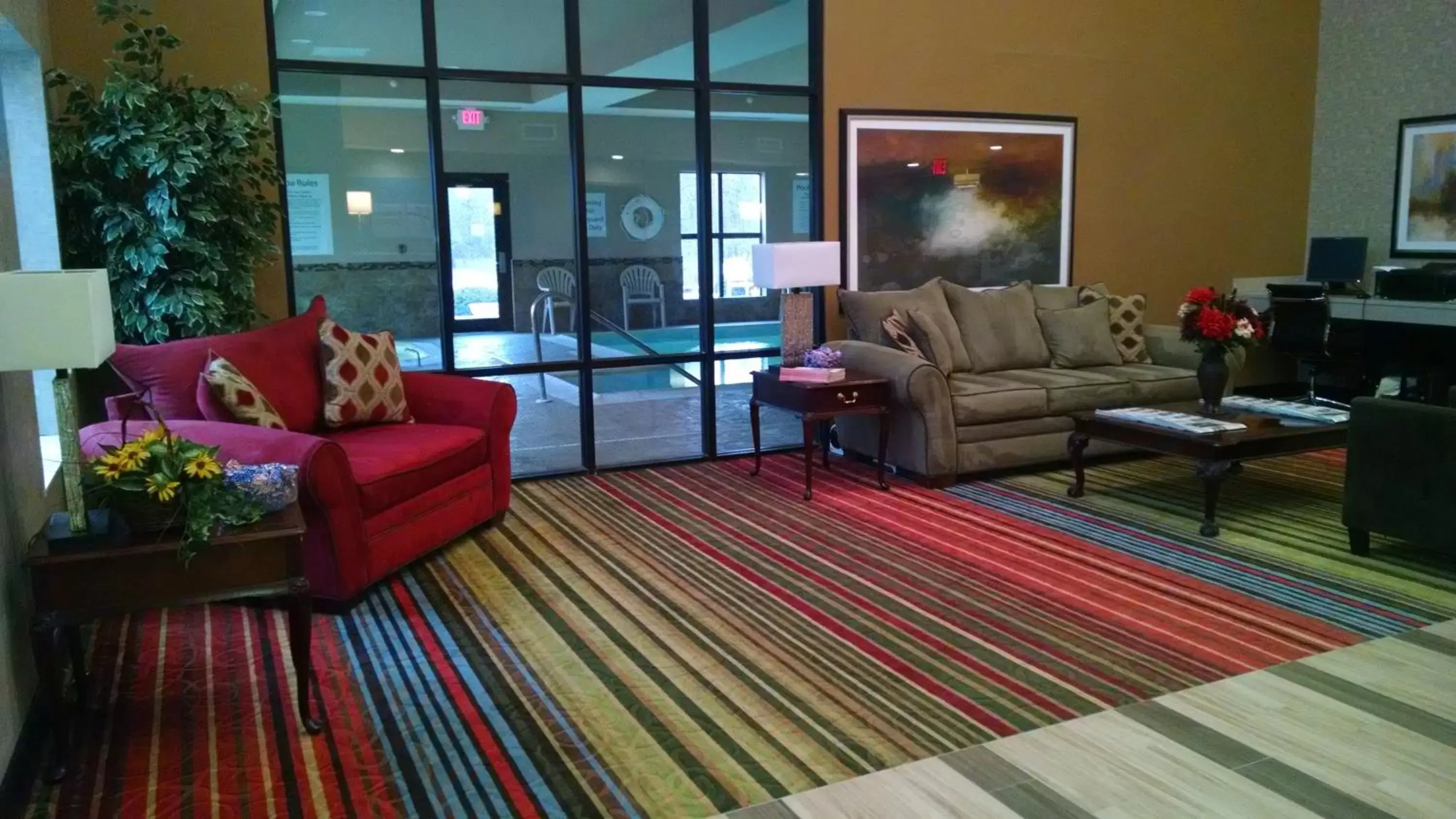 Property building, Seating Area in Holiday Inn Express Cloverdale - Greencastle, an IHG Hotel