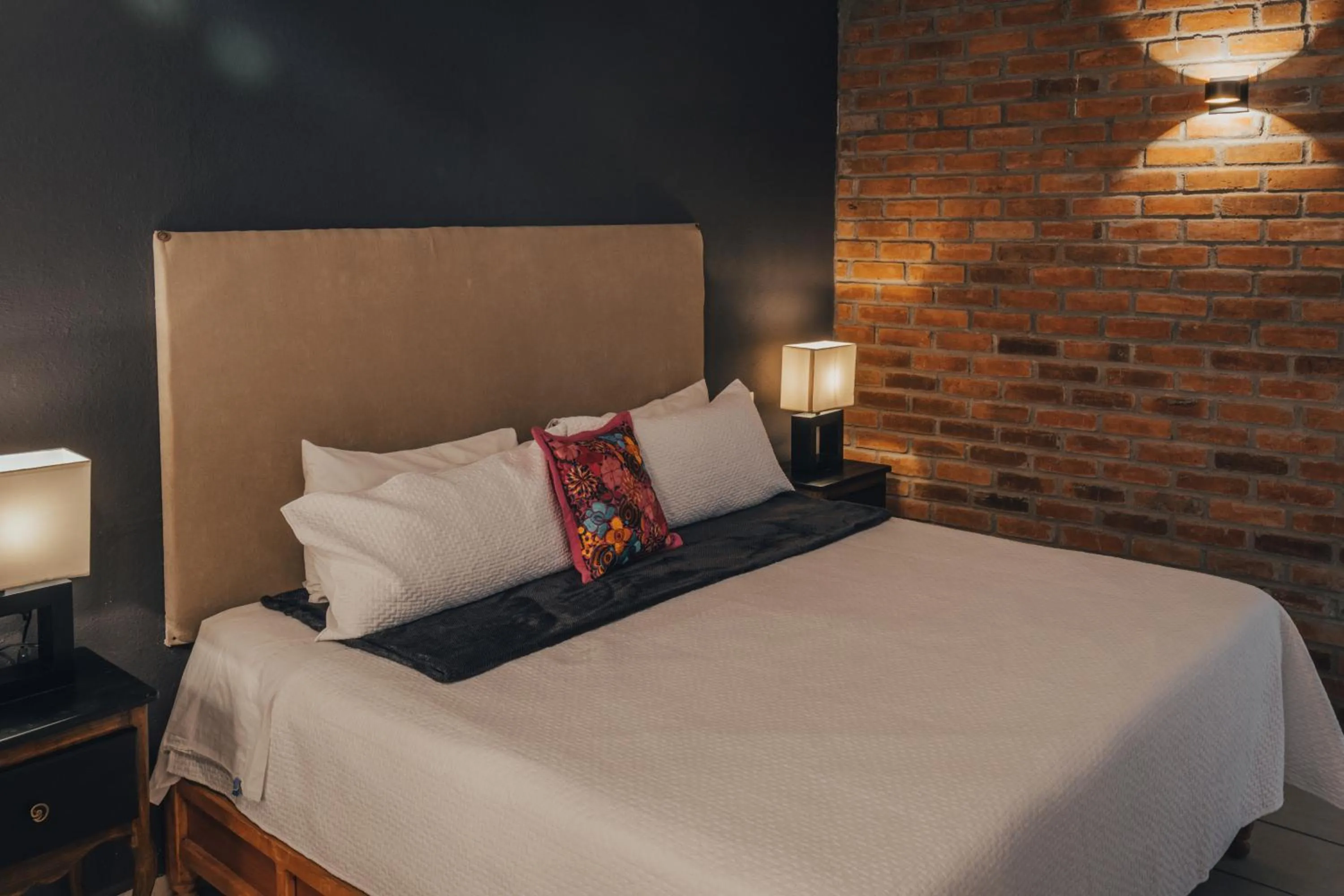 Photo of the whole room in Hotel Casa Santamaría