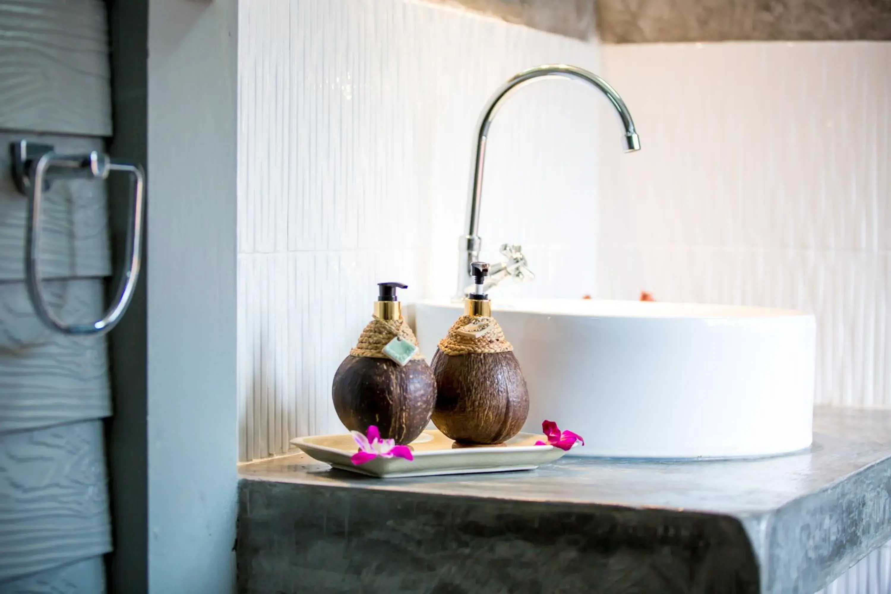 Bathroom in Eden Bungalows Fisherman's village