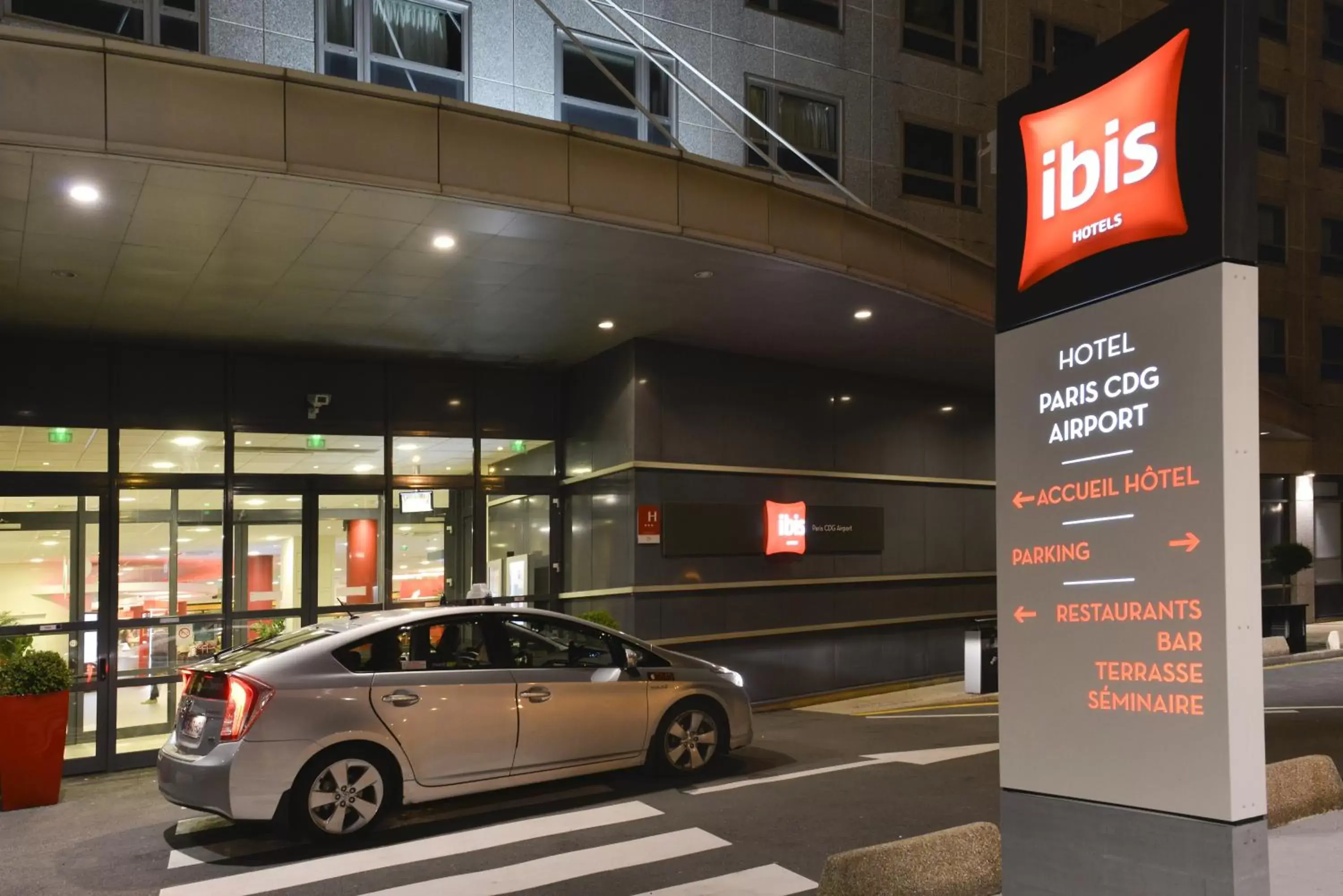 Facade/entrance in ibis Paris CDG Airport