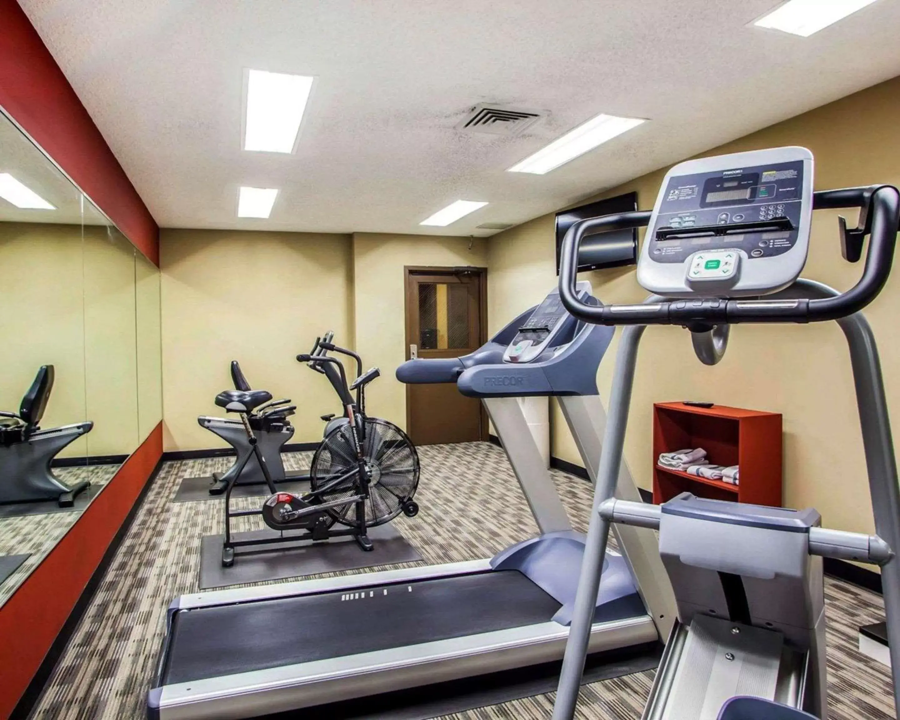 Fitness centre/facilities, Fitness Center/Facilities in Quality Inn & Suites Peoria