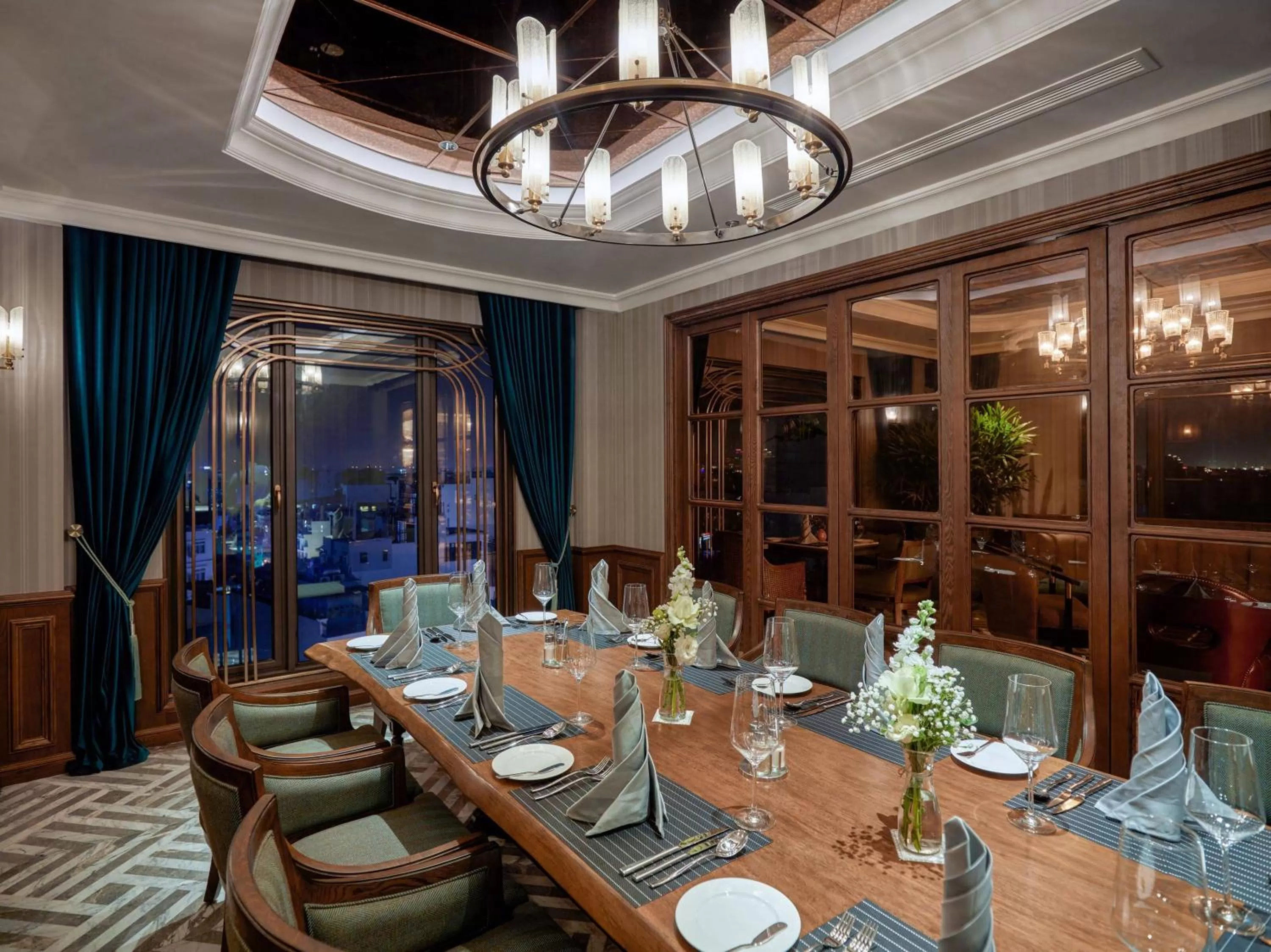 Restaurant/places to eat in Peridot Grand Luxury Boutique Hotel