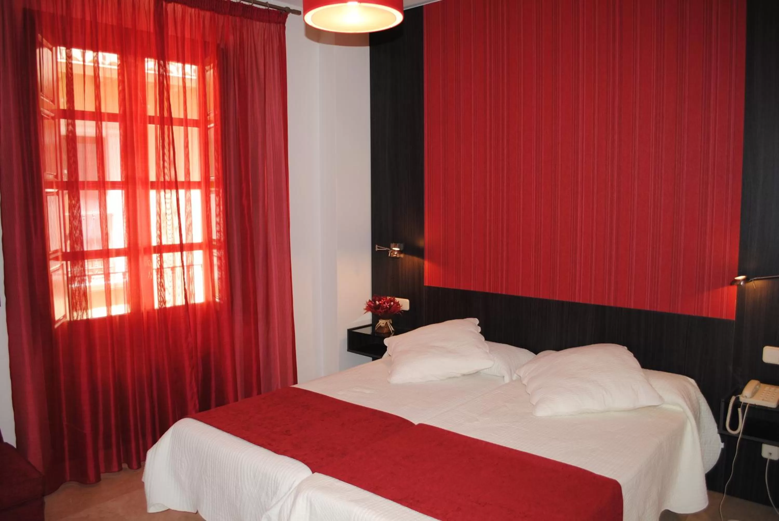 Photo of the whole room in Las Nieves